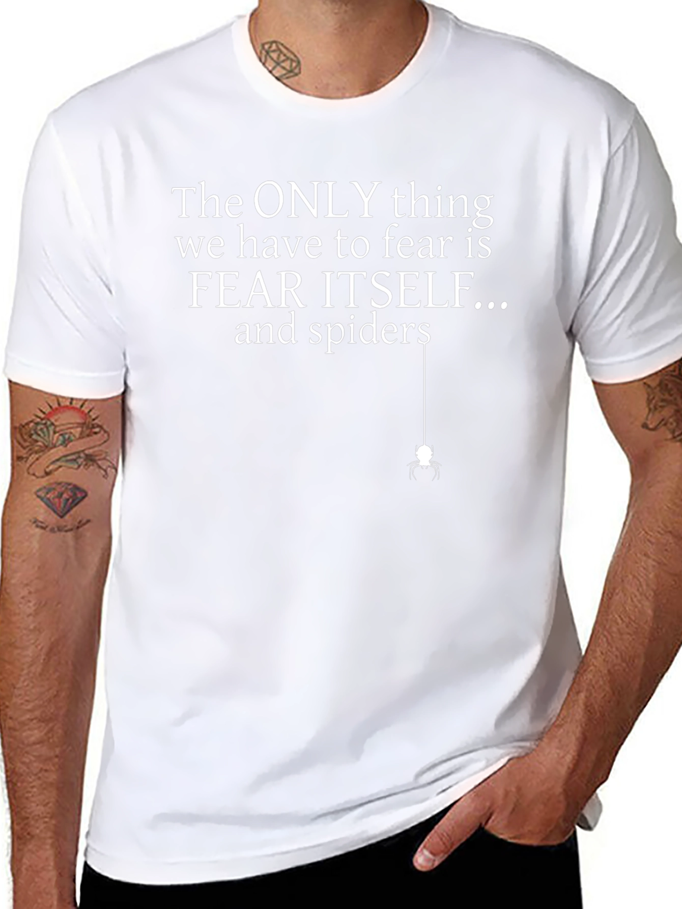 Camiseta Negra: Miedo y Arañas