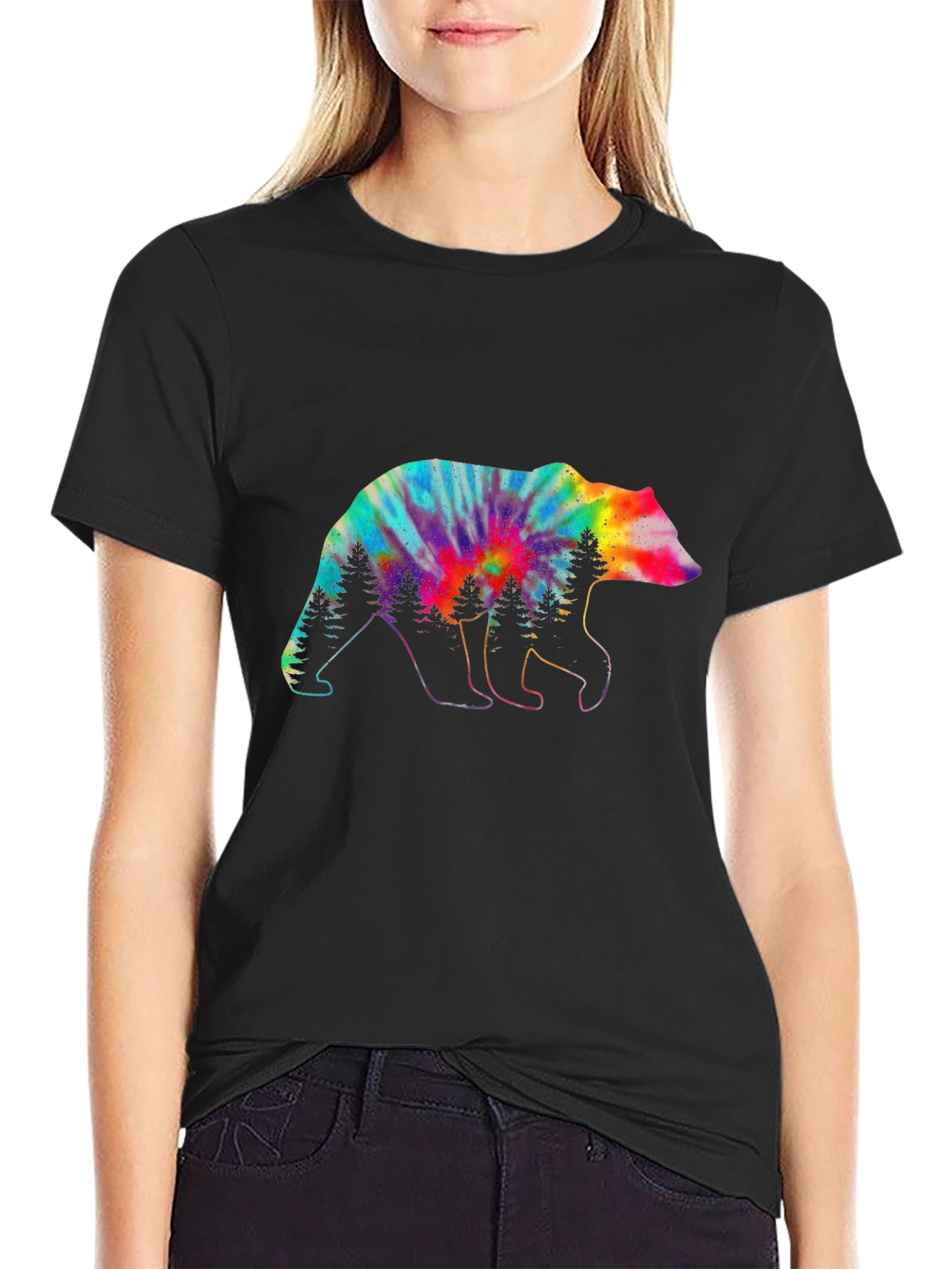 Camiseta Negra con Oso Tie-Dye y Árboles