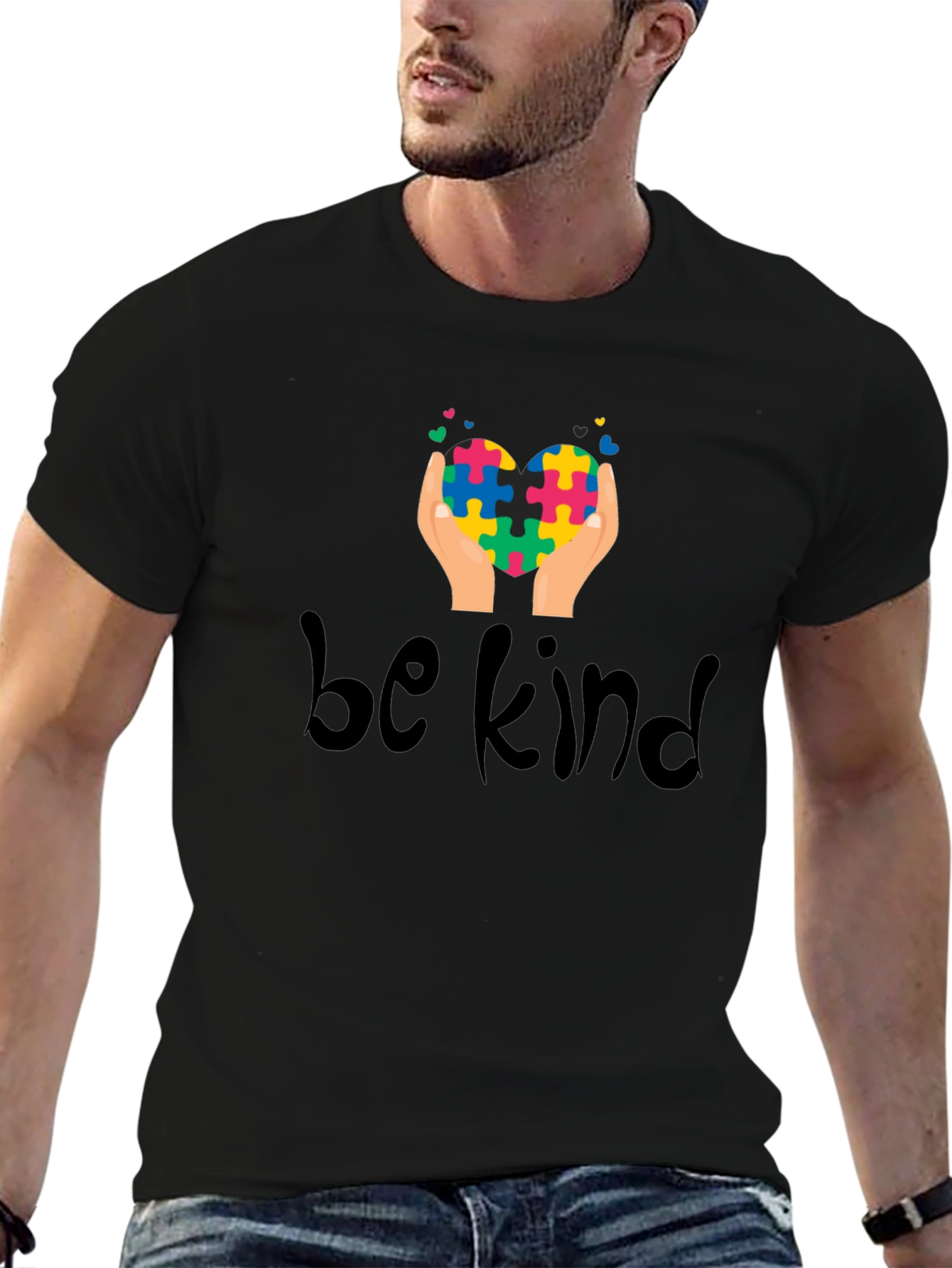 Camiseta Negra Be Kind Corazón Puzzle
