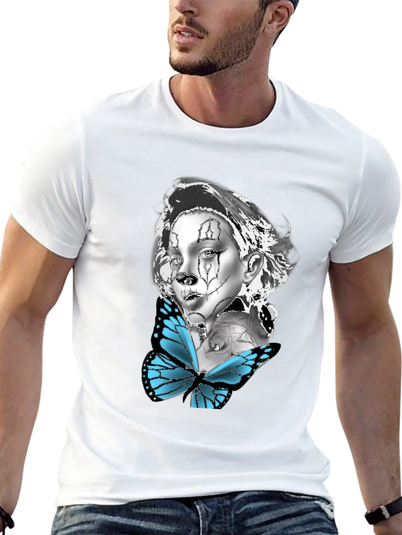 Camiseta Negra con Diseño de Mariposa y Mujer