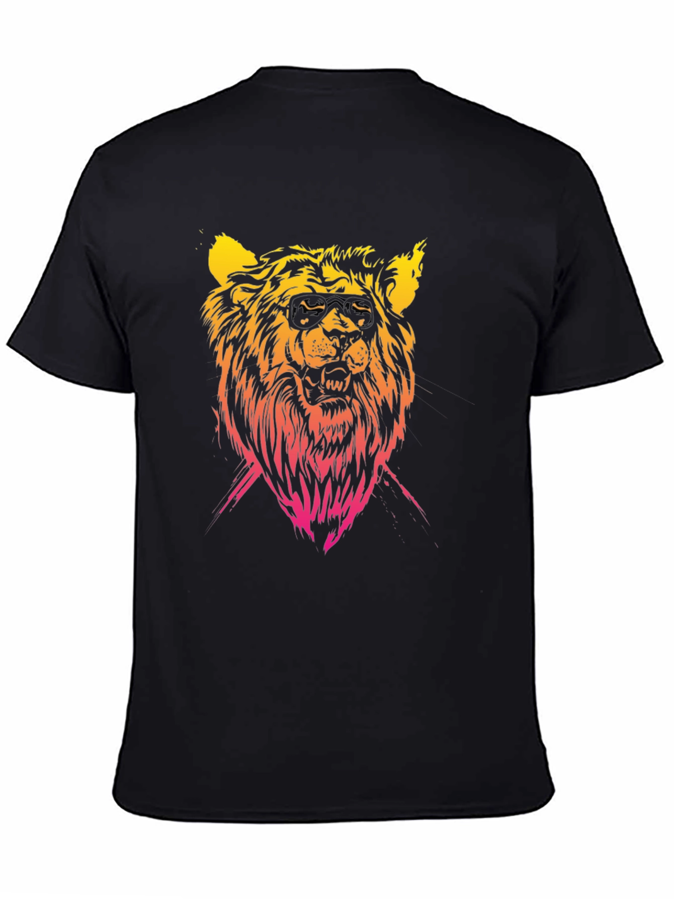 Camiseta Negra con León Degradado