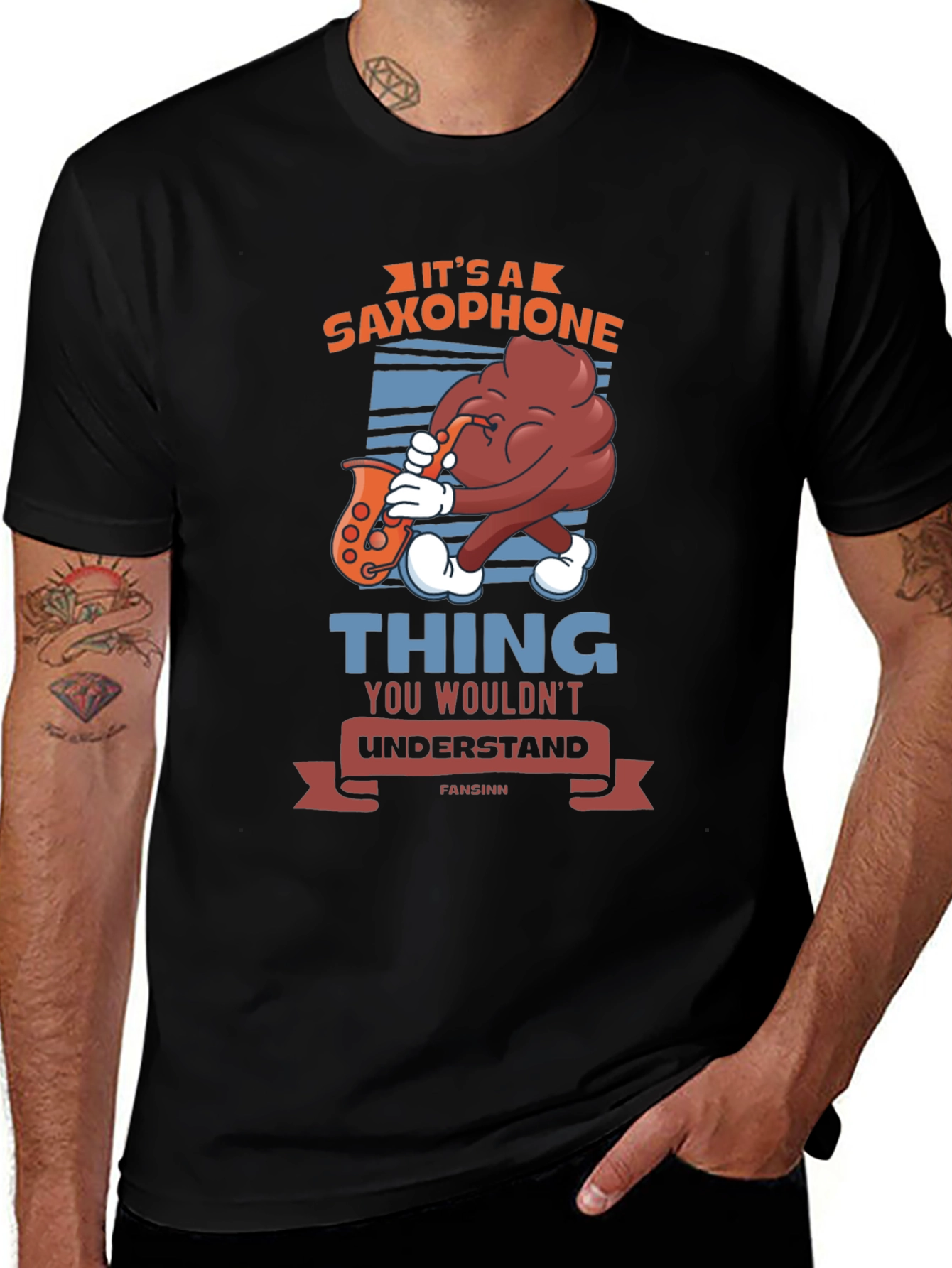 Camiseta Negra con Diseño Divertido de Saxofón