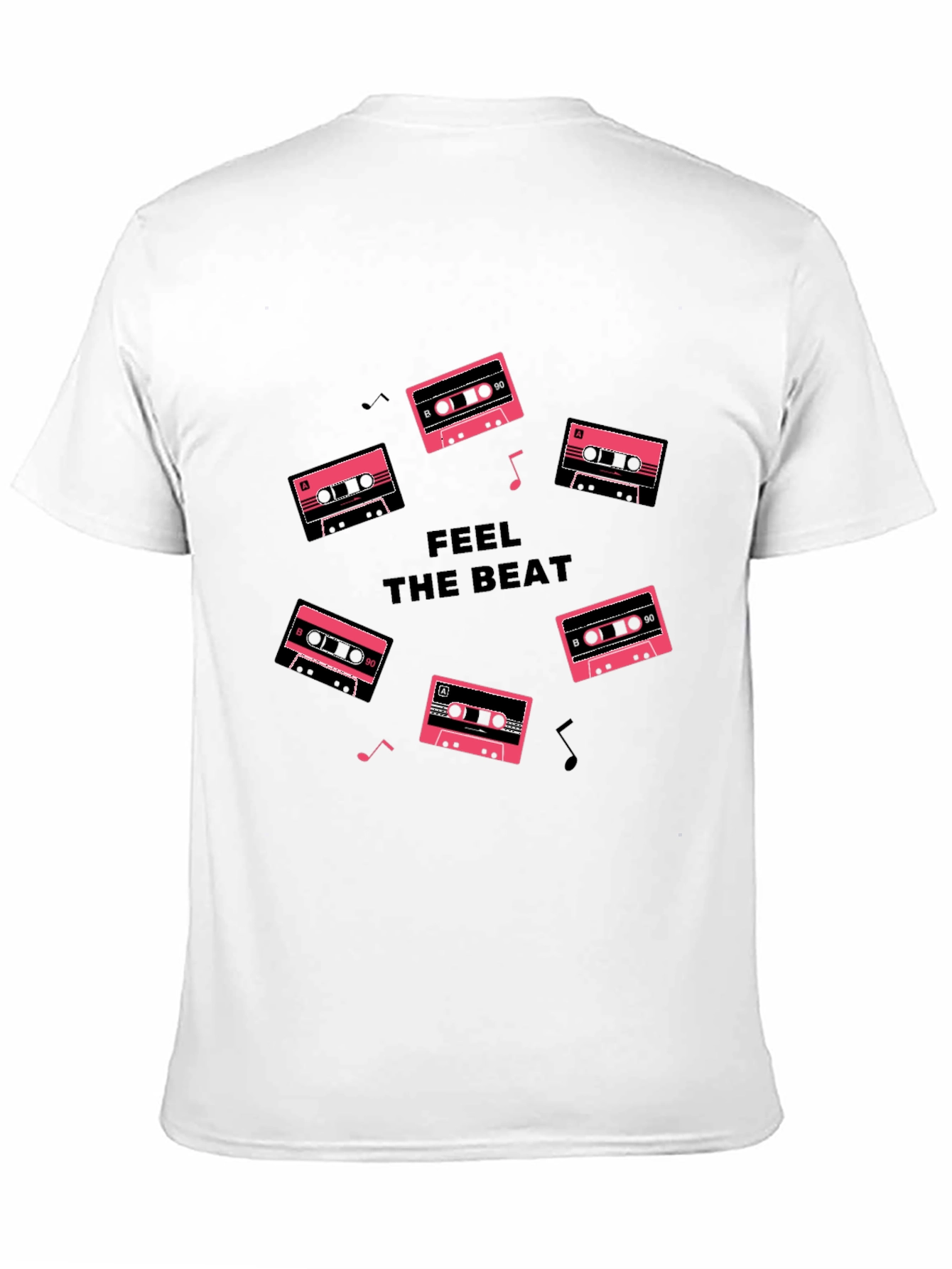 Camiseta Negra Feel the Beat con Casetes Retro