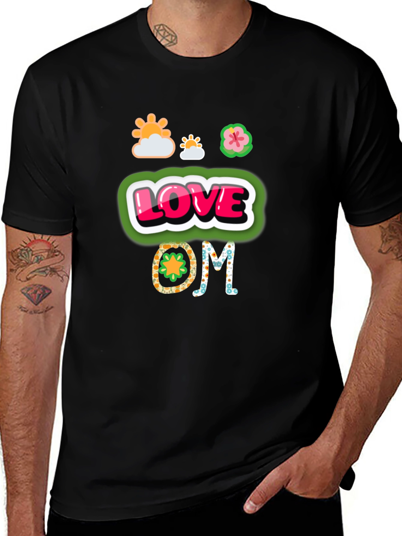 Camiseta Negra con Diseño de Amor y Om