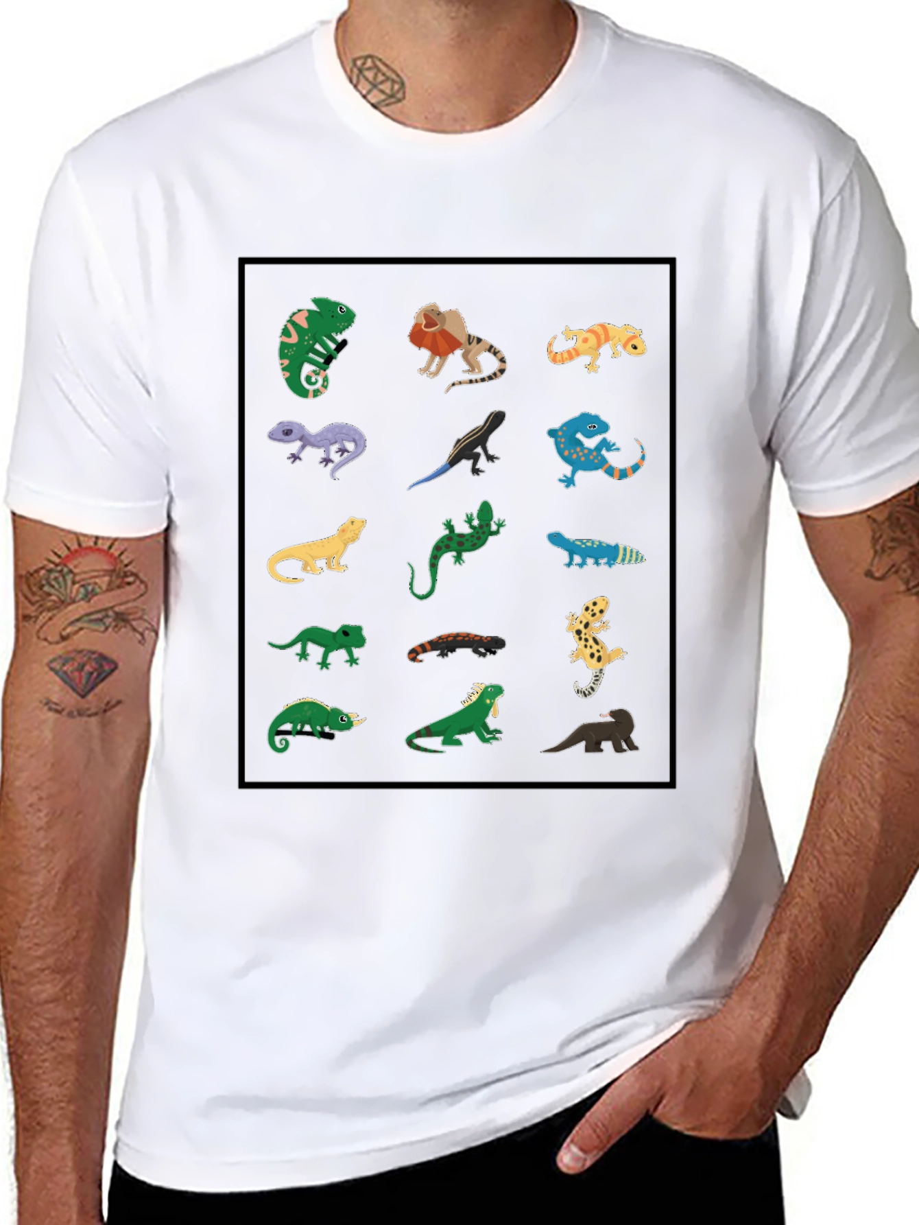 Camiseta Negra con Diseño de Reptiles