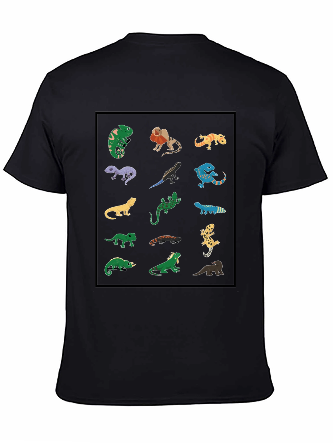 Camiseta Negra con Diseño de Reptiles