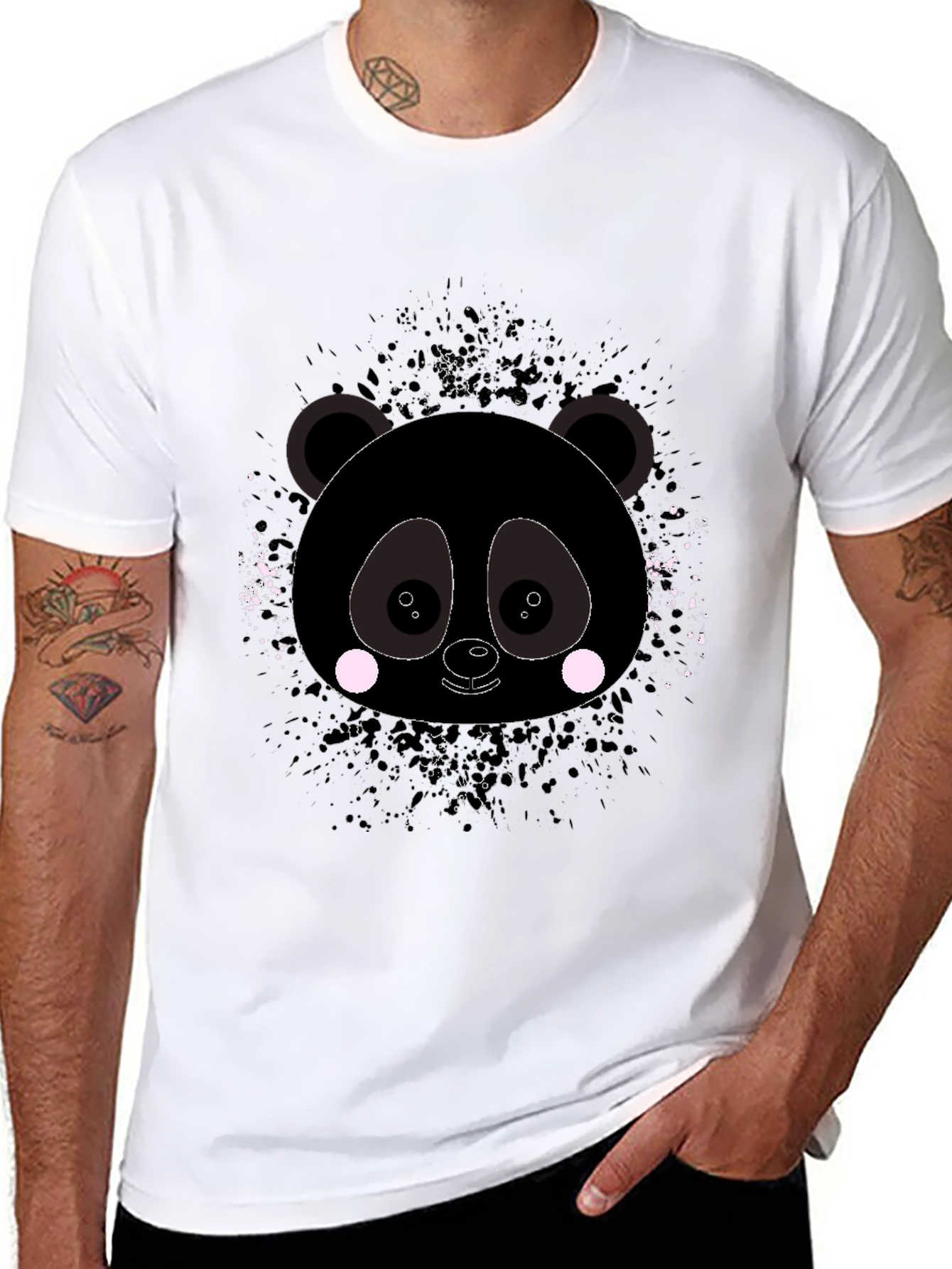 Camiseta Negra con Estampado de Panda Abstracto