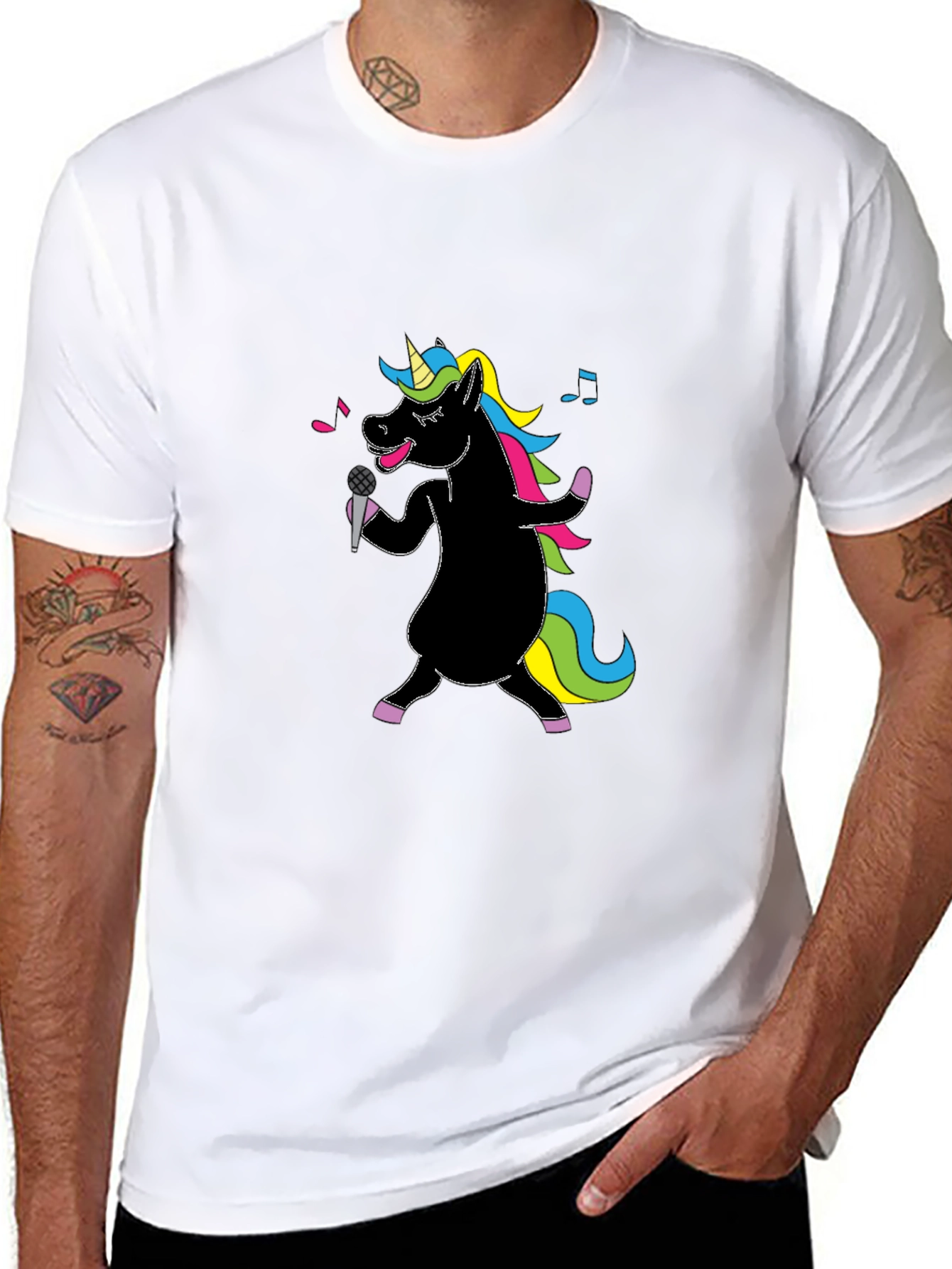 Camiseta Negra Unicornio Cantante