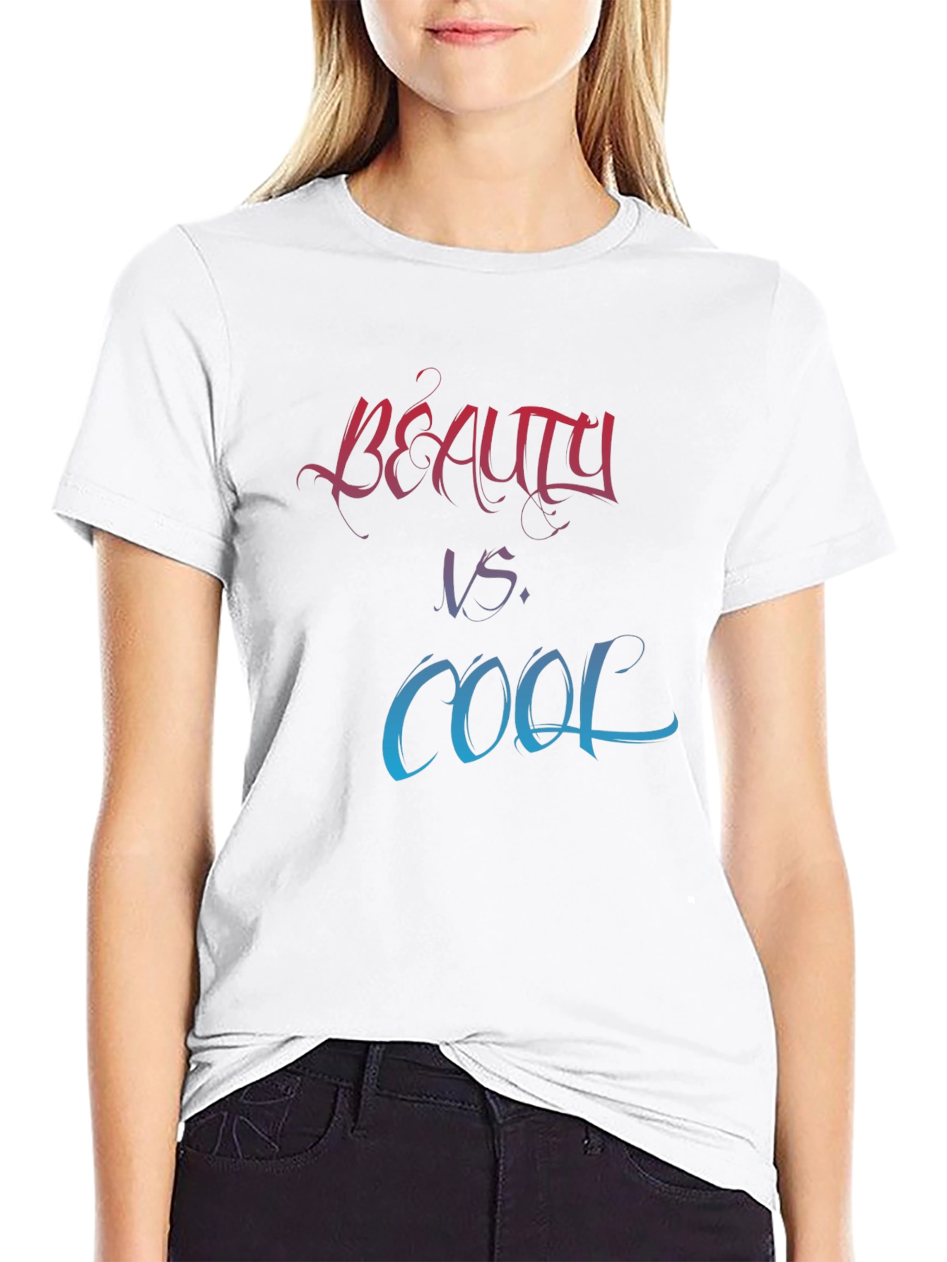 Camiseta Negra Estampada Belleza vs. Cool