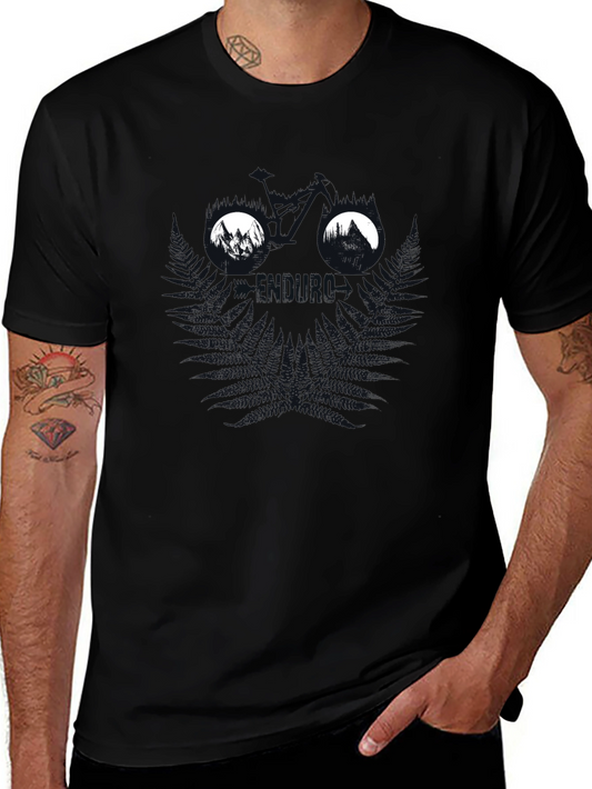 Camiseta Negra Diseño Montañas Minimalista