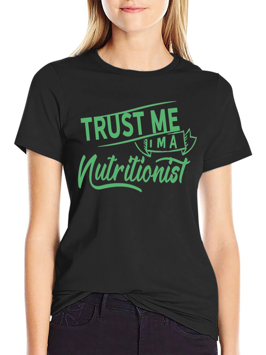 Camiseta Negra Confía en mí soy Nutricionista