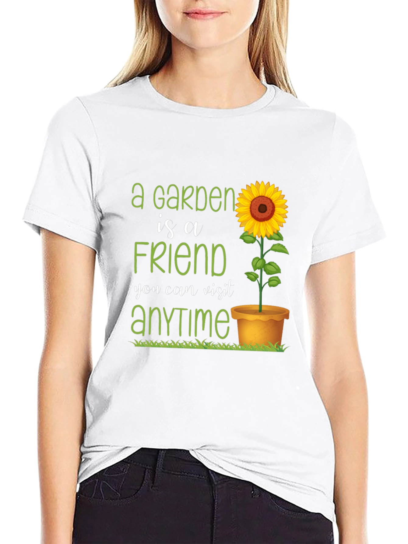 Camiseta Negra con Diseño de Jardín y Girasol