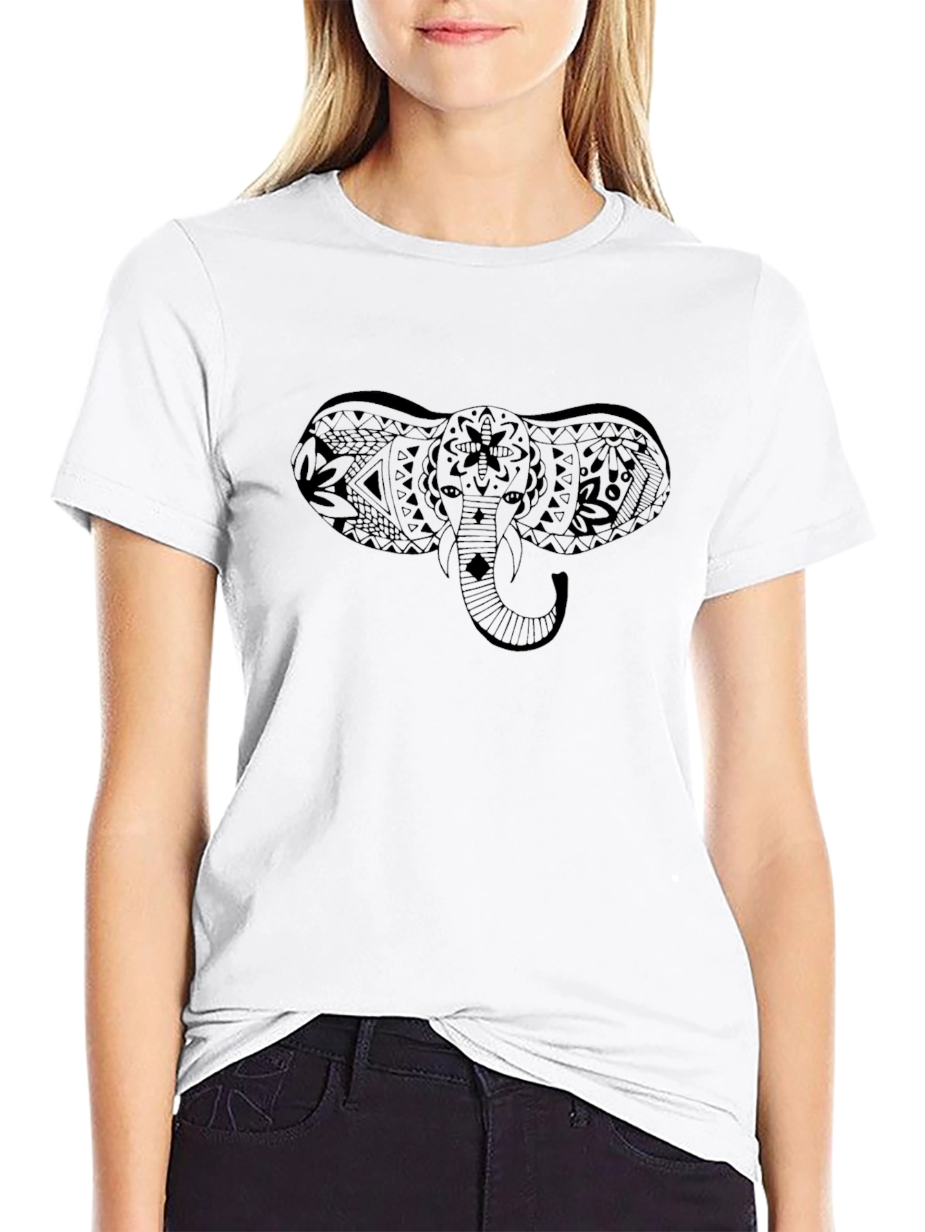 Camiseta Negra Estampado Elefante Tribal