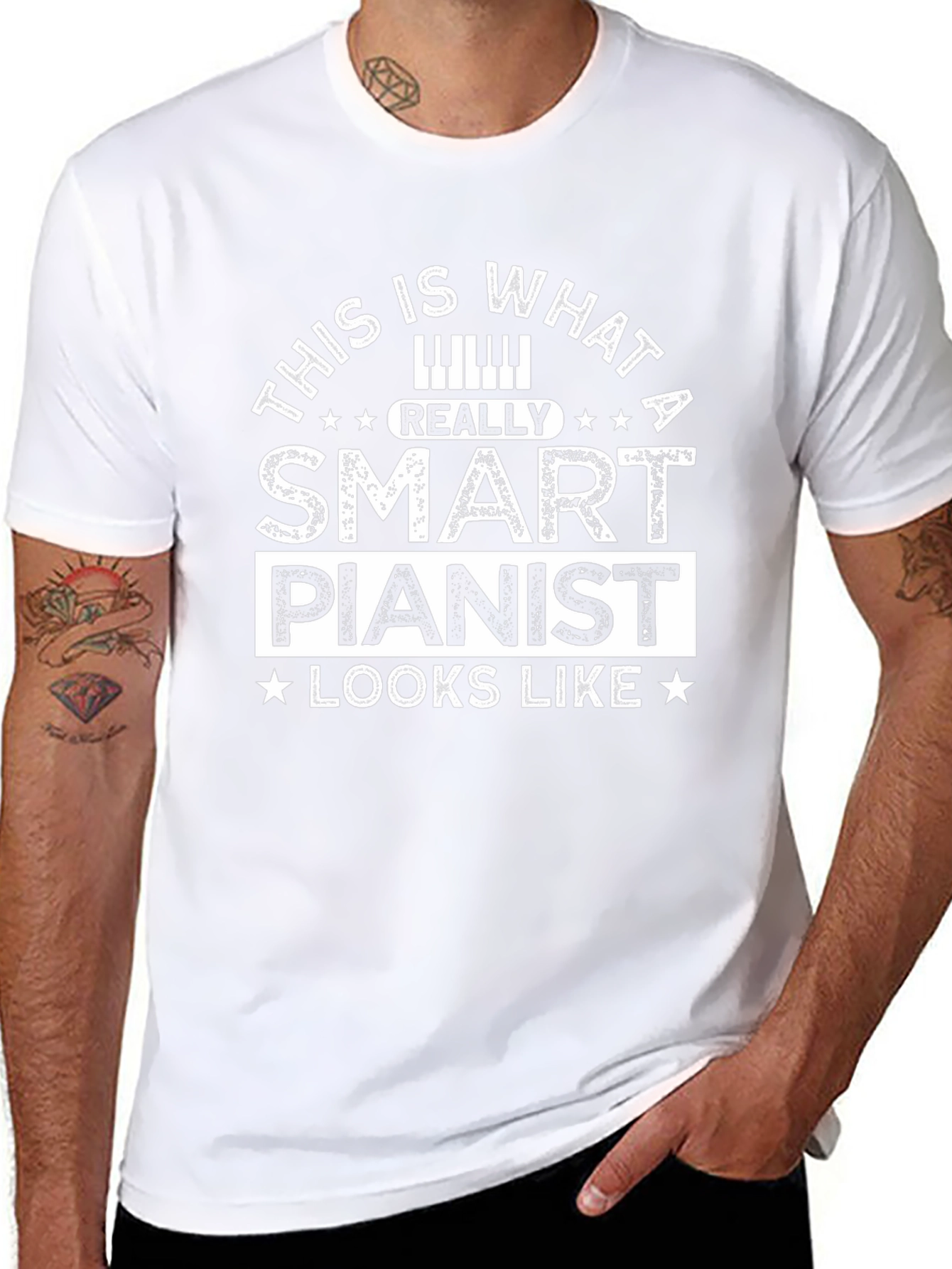 Camiseta Negra: Pianista Inteligente