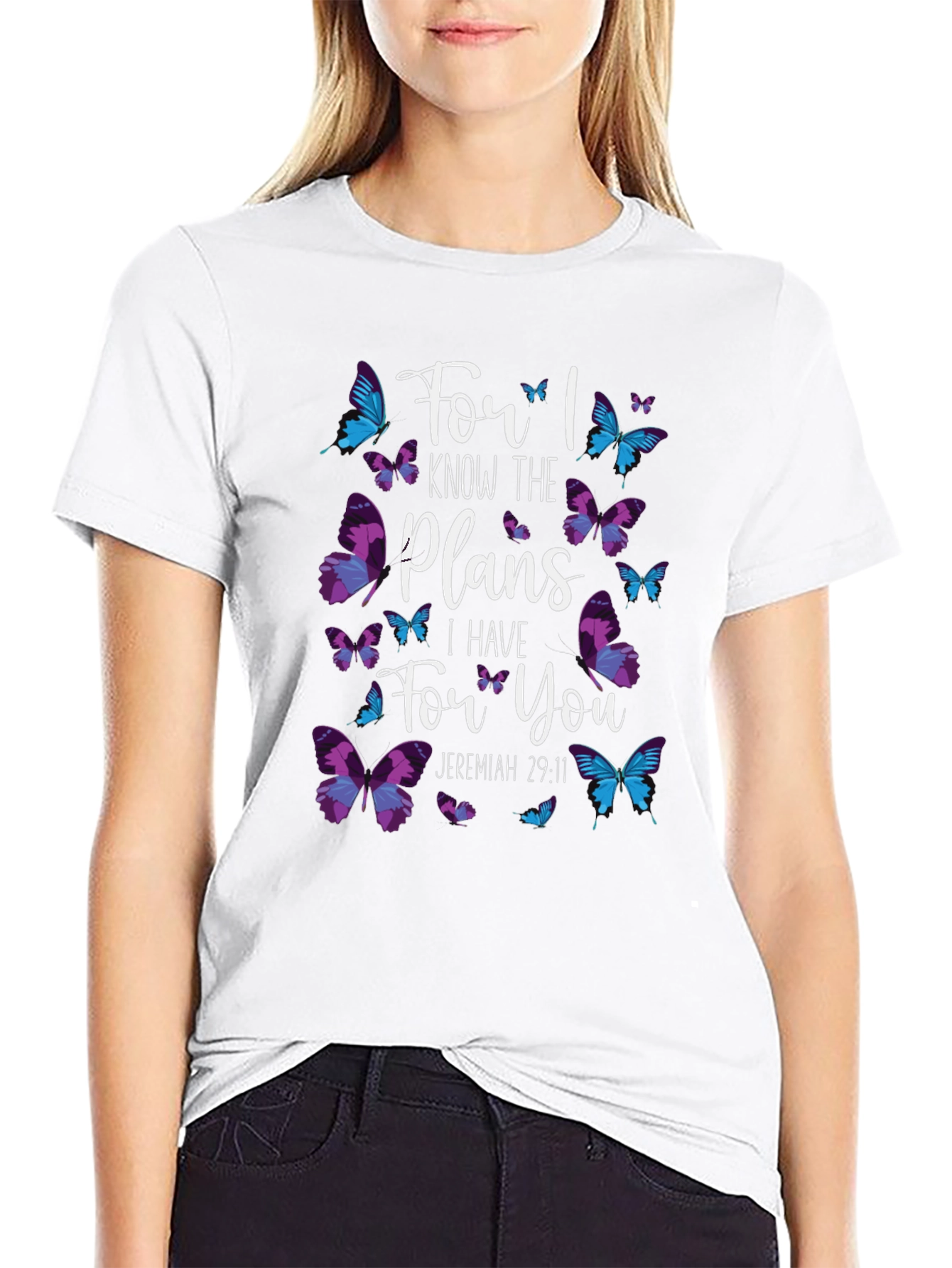 Camiseta Negra con Diseño de Mariposas y Versículo Bíblico