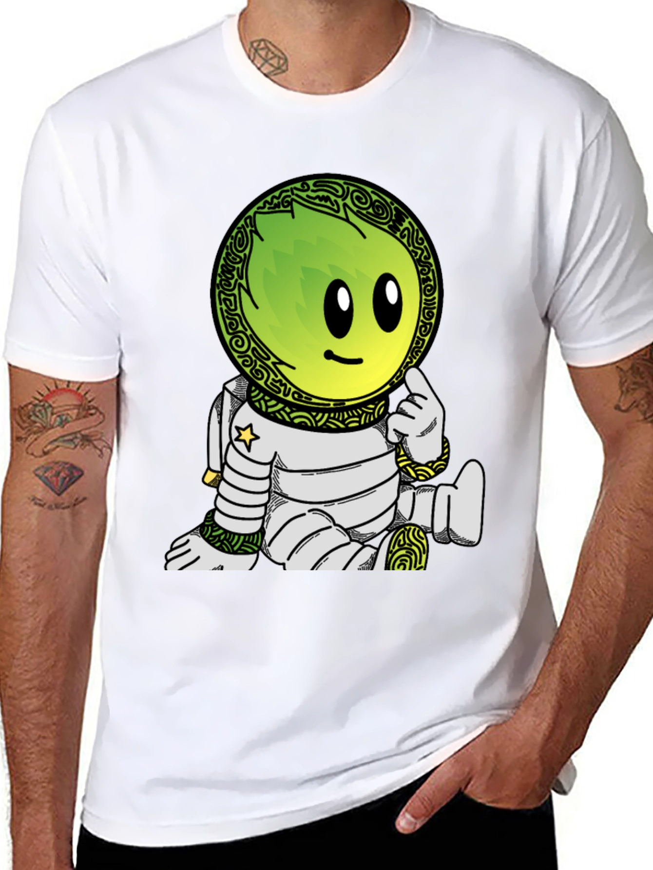 Camiseta Negra con Dibujo de Astronauta Verde