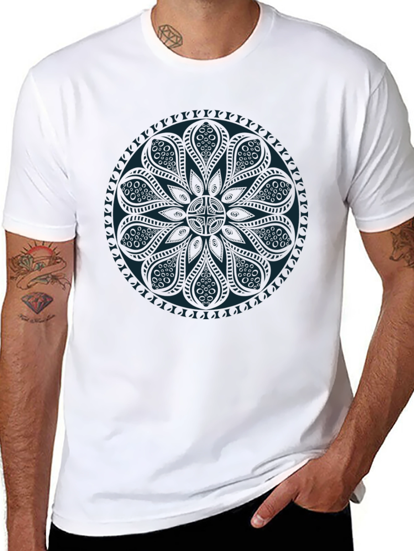 Camiseta Negra con Mandala Azul