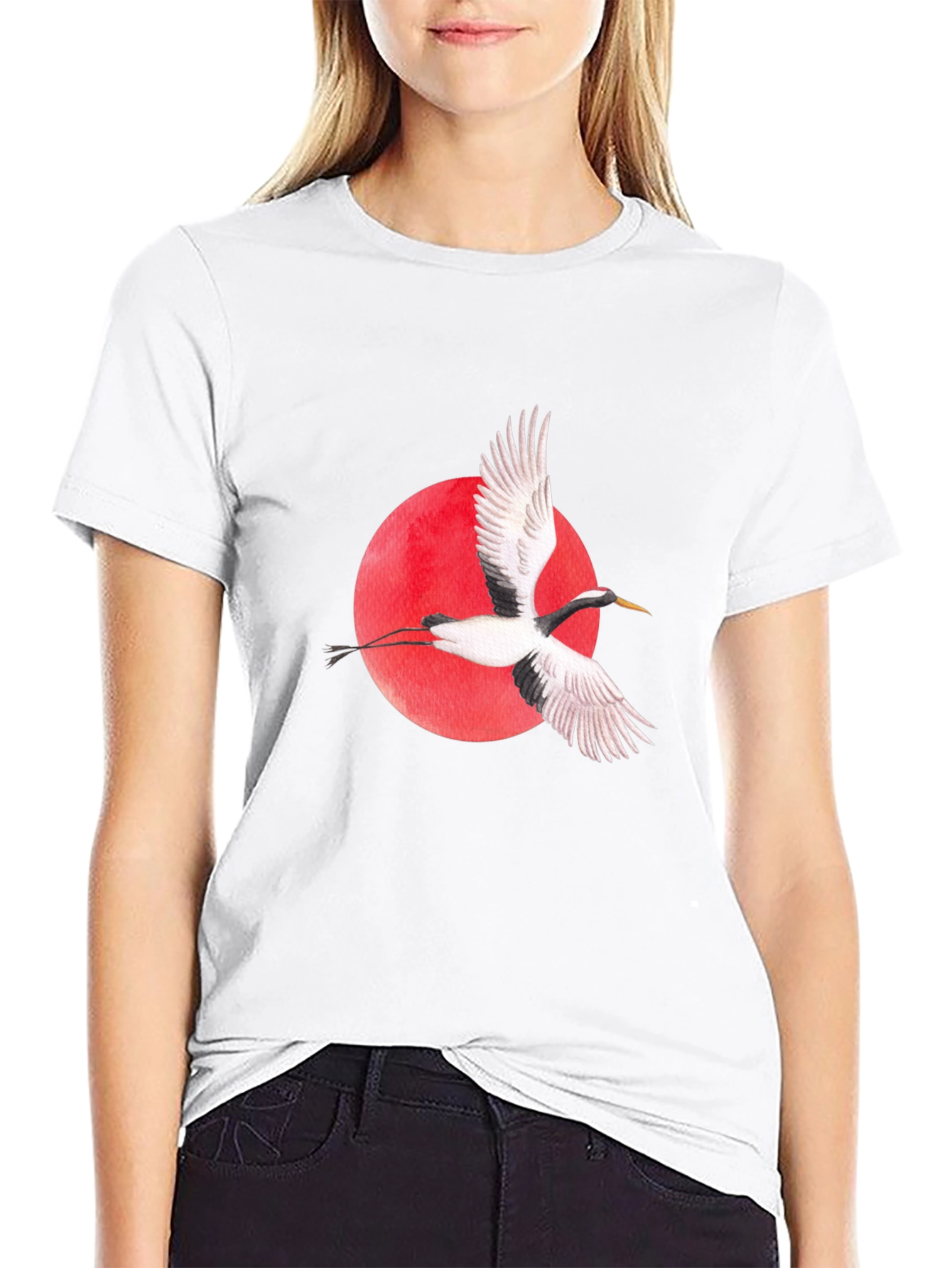 Camiseta Negra con Grulla Japonesa y Sol Rojo