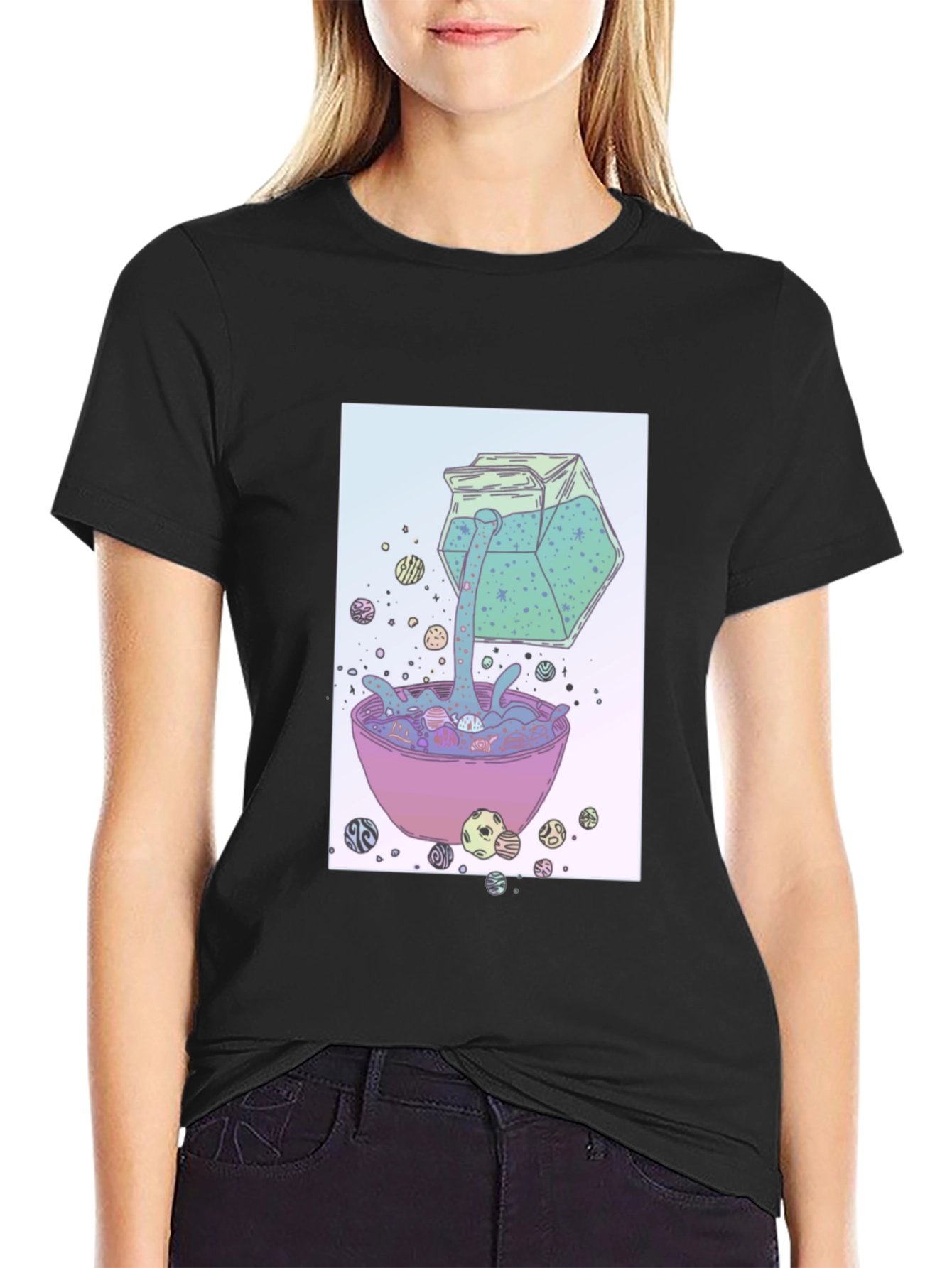 Camiseta Negra con Diseño de Cereal Cósmico