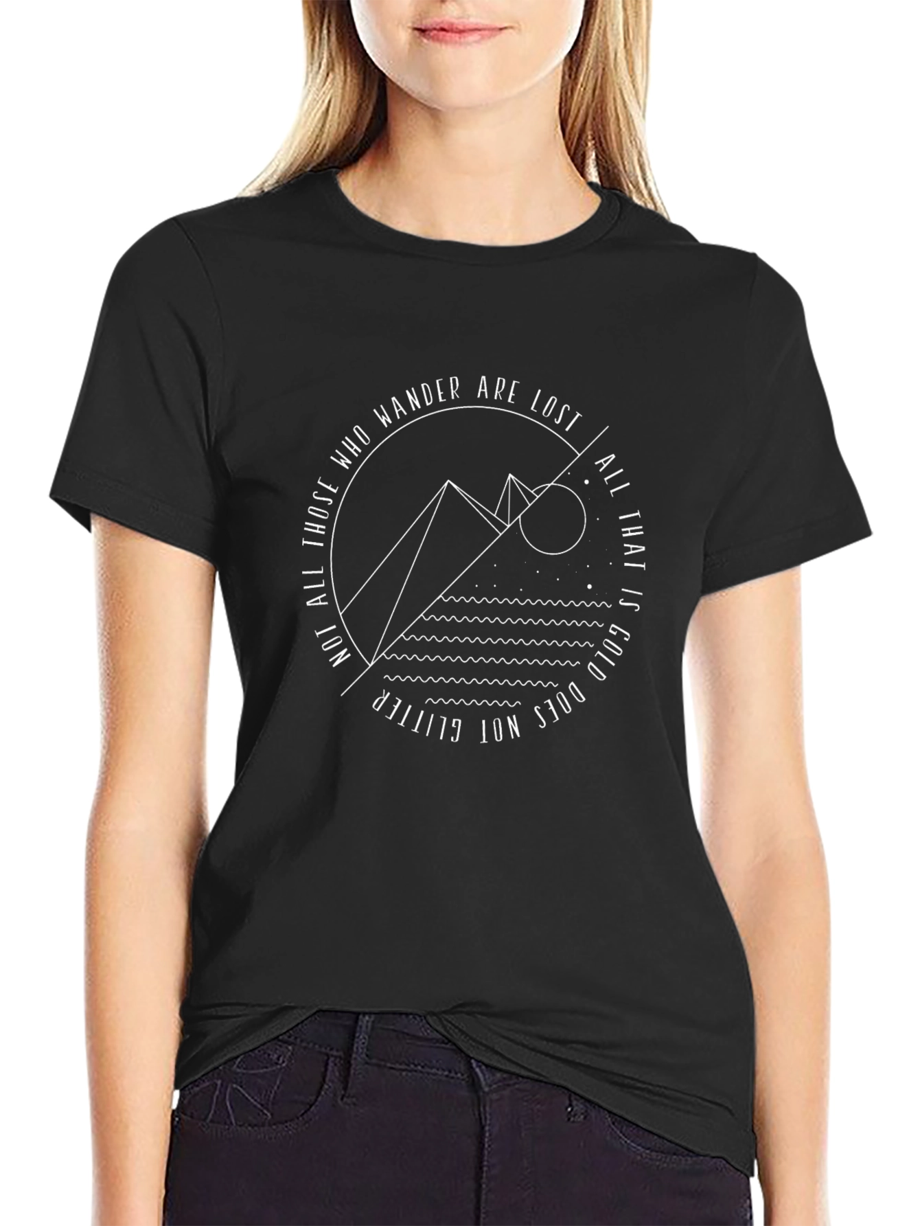 Camiseta Negra con Diseño Inspirador de Montaña