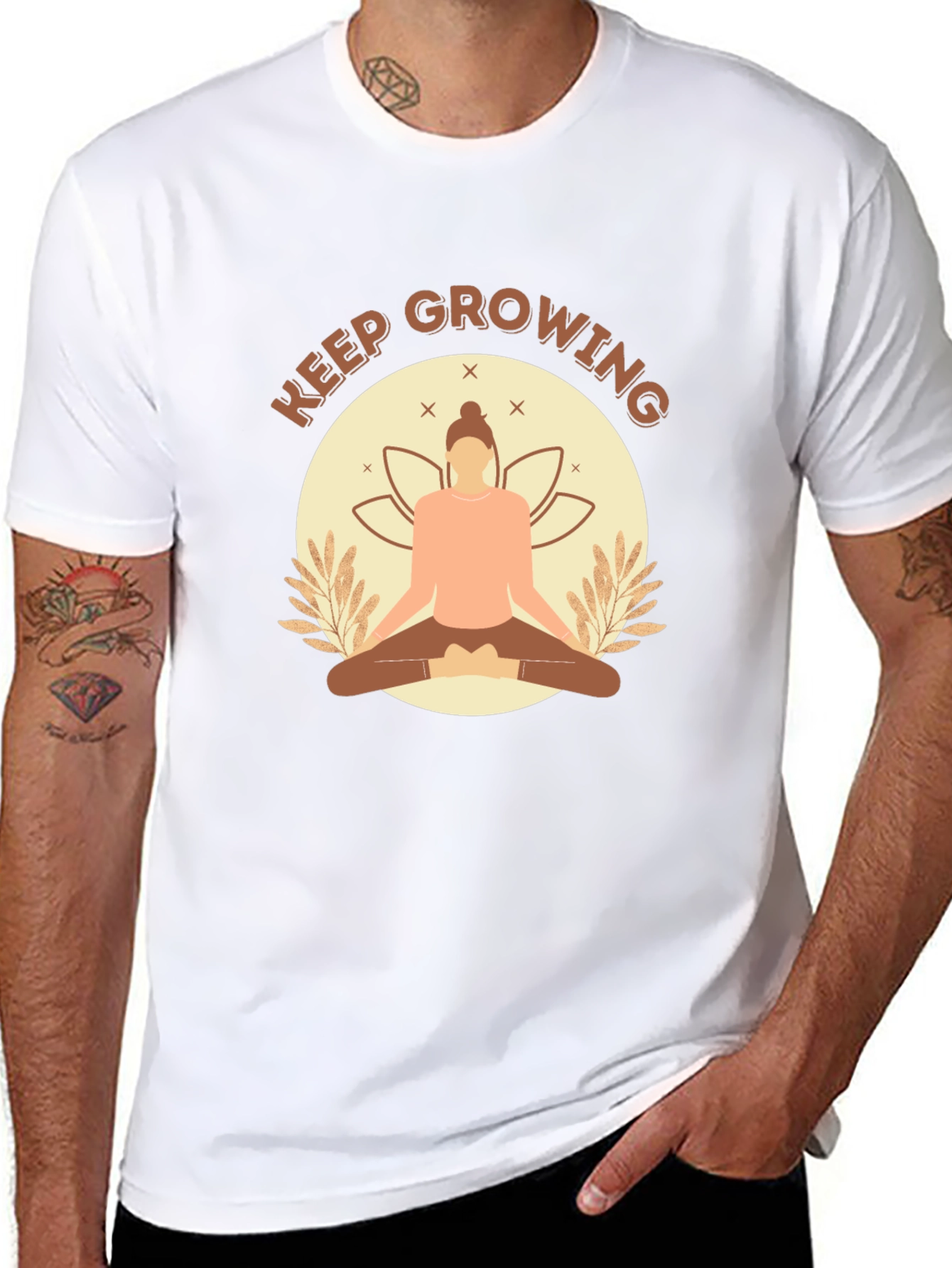 Camiseta Negra con Diseño de Yoga Keep Growing