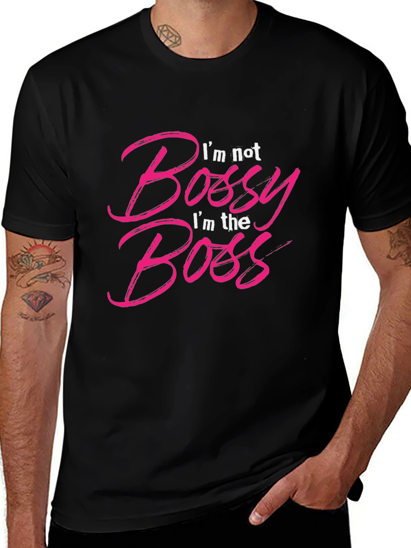Camiseta Negra con Texto Im the Boss
