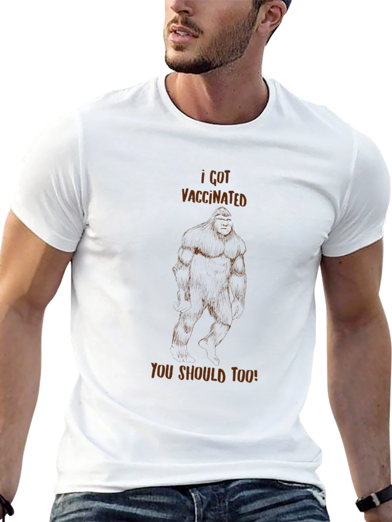 Camiseta Vacunada con Bigfoot - ¡Vacúnate!