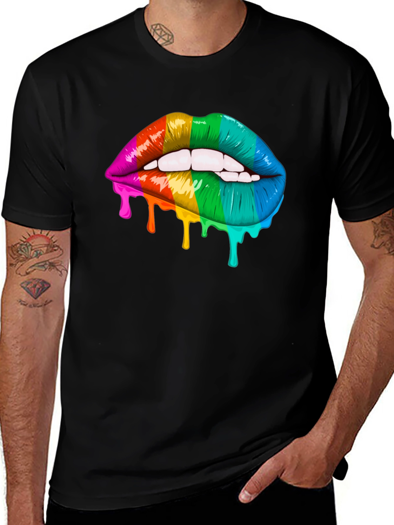 Camiseta Negra Unisex con Labios de Arcoíris
