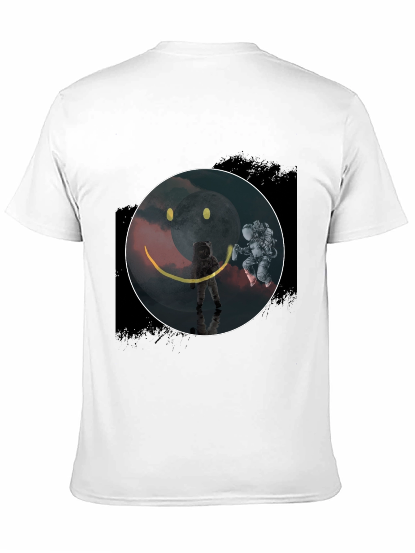 Camiseta Negra con Diseño de Astronautas Sonrientes