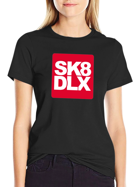 Camiseta Negra SK8 DLX - Estilo Urbano