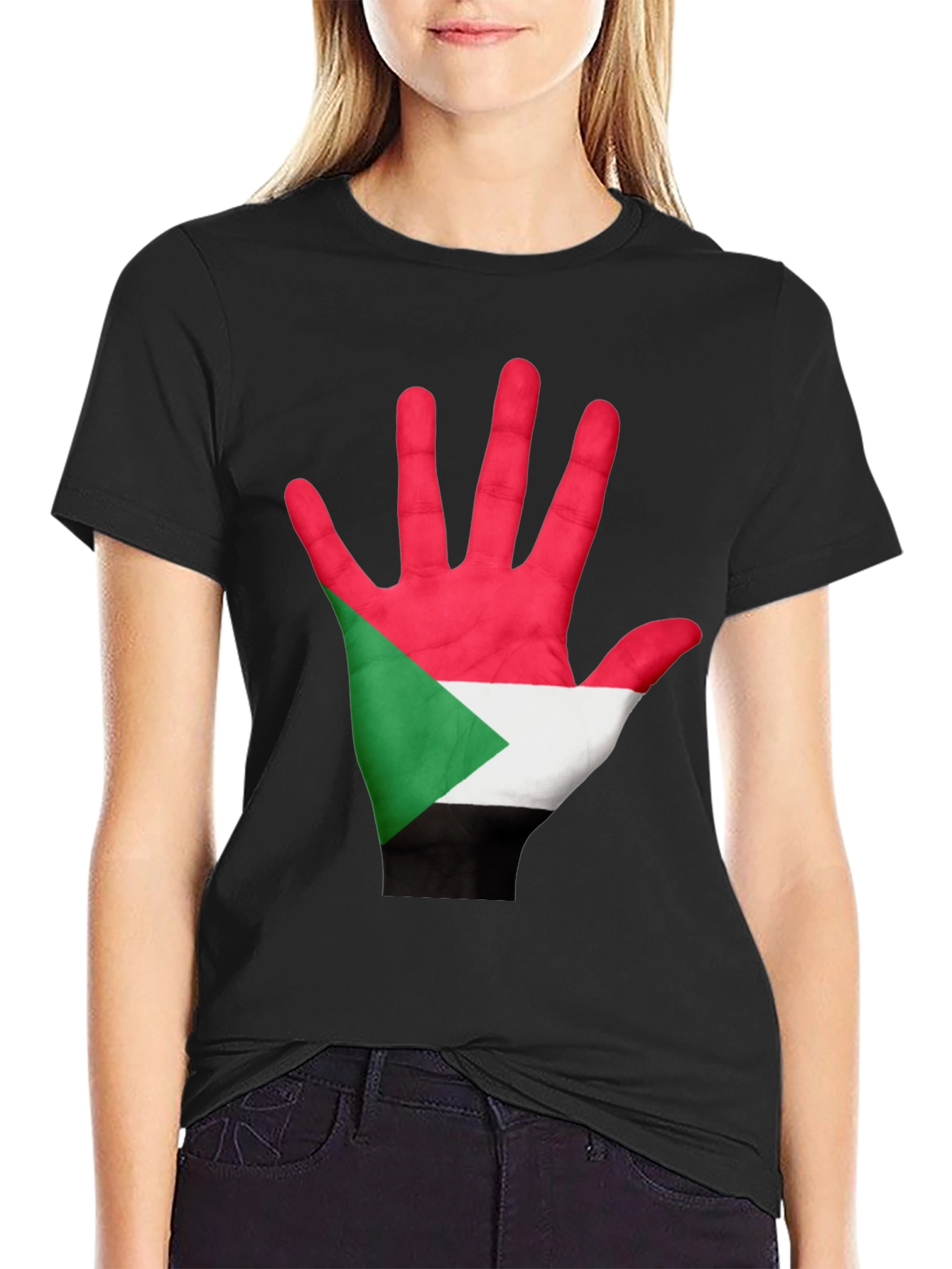 Camiseta Negra con Mano Bandera Sudán