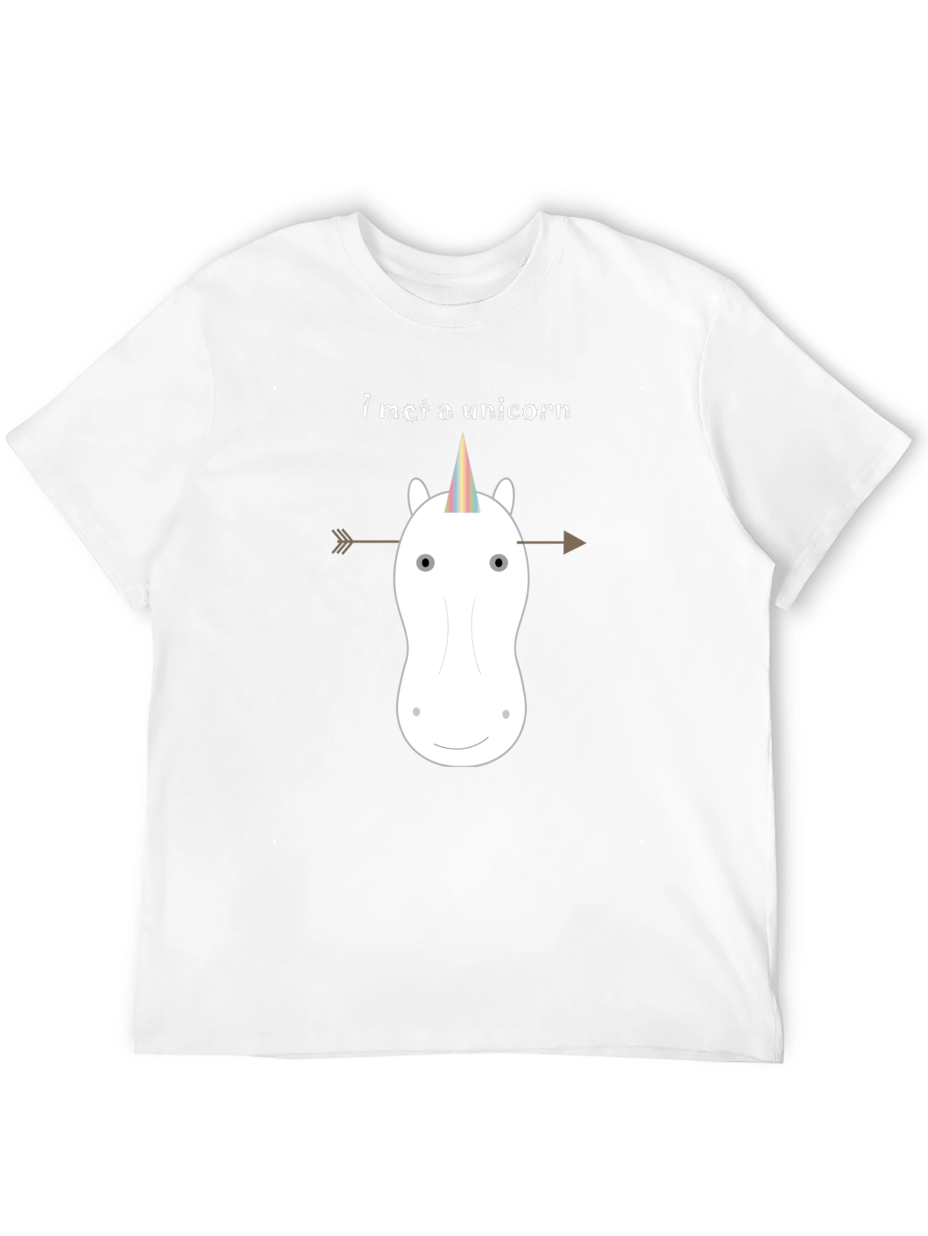Camiseta Negra: Unicornio Flechado - ¡Mágica!