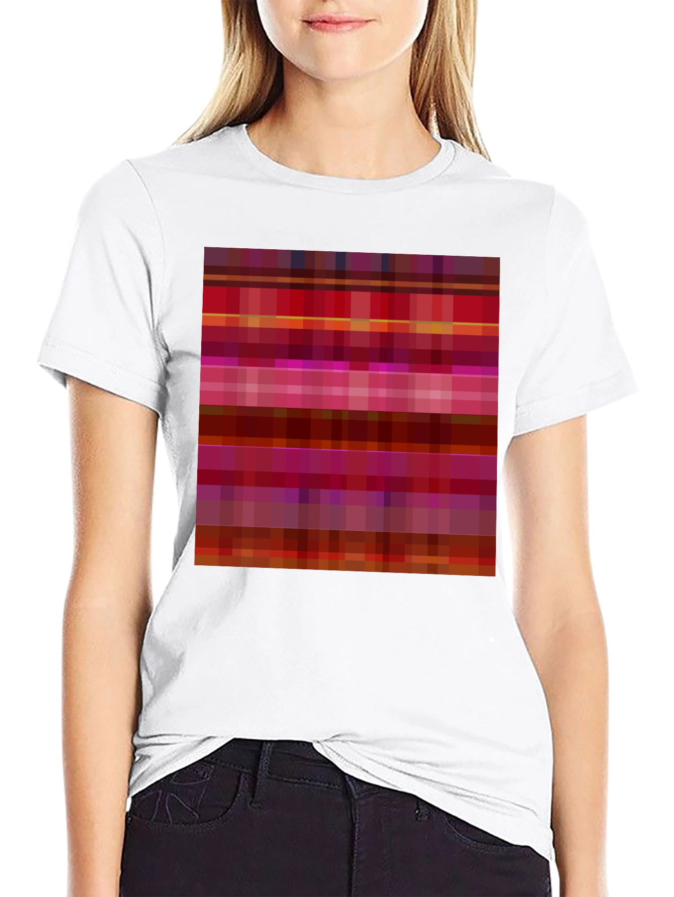 Camiseta Negra con Diseño Abstracto de Rayas