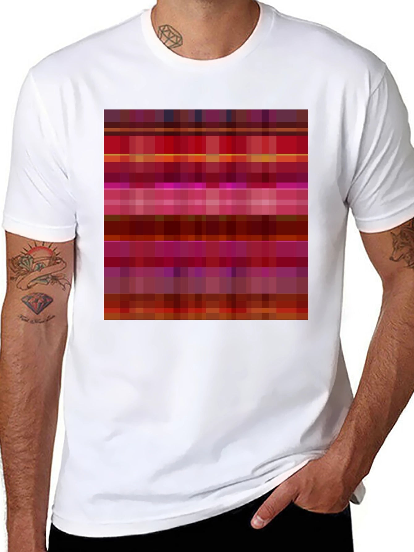 Camiseta Negra con Diseño Abstracto de Rayas