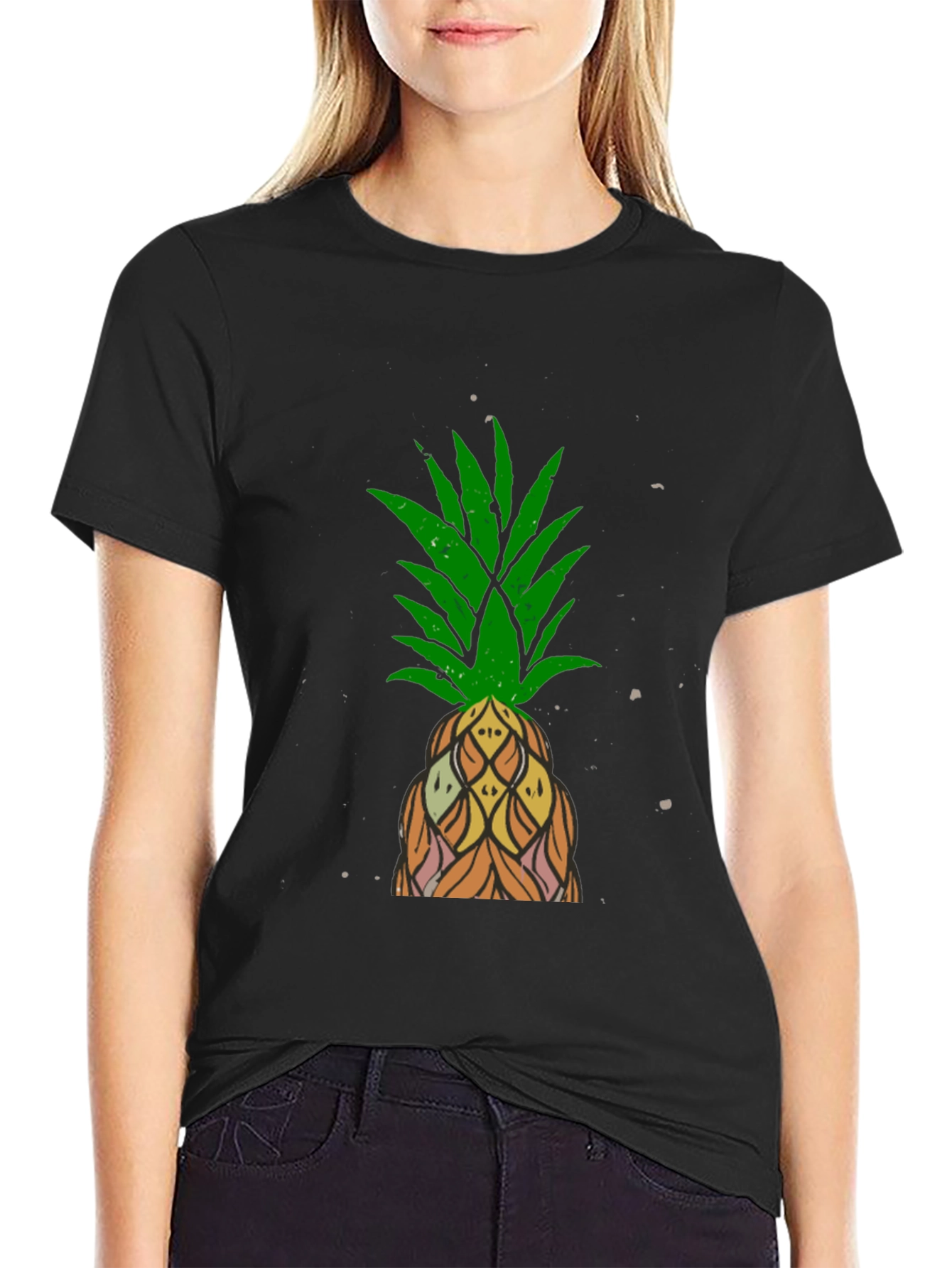 Camiseta Negra con Diseño de Piña Tropical