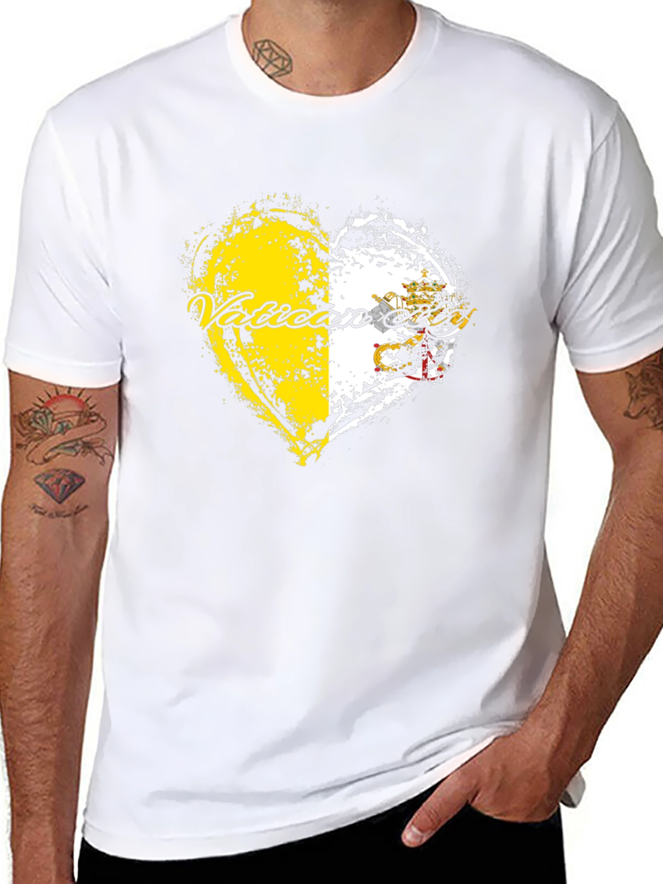 Camiseta Negra con Corazón Vaticano