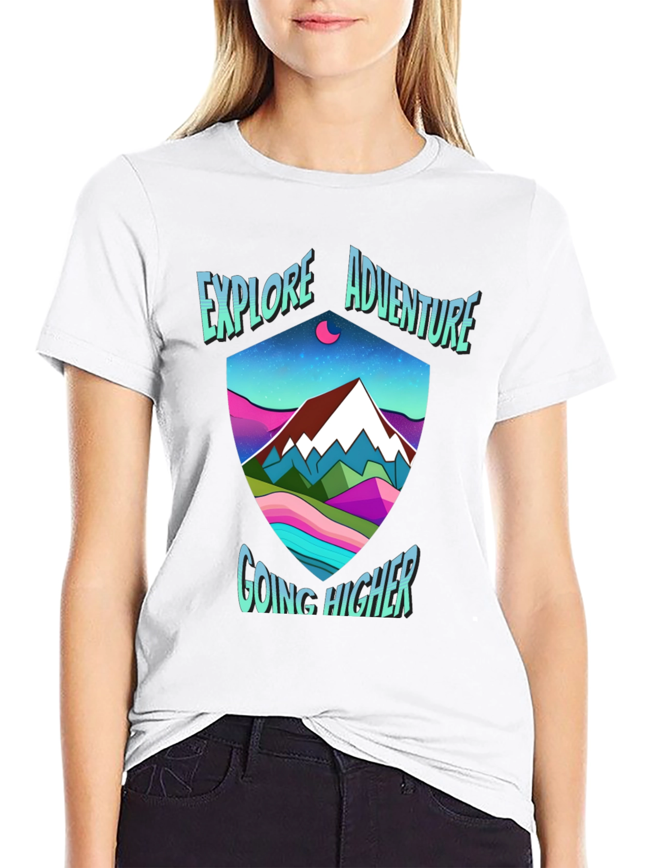 Camiseta Negra de Aventura y Montaña