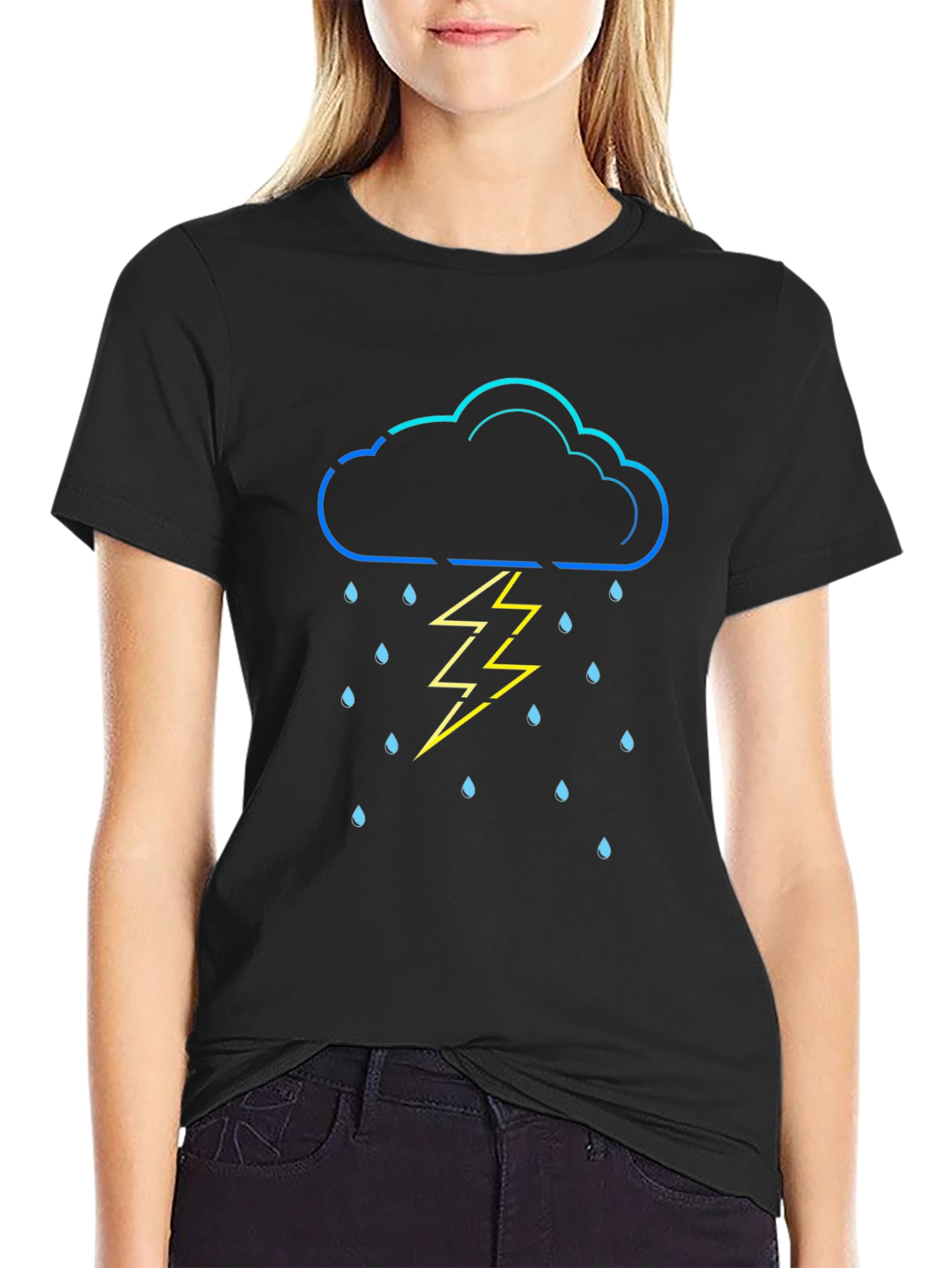 Camiseta Negra con Diseño de Nube y Rayo