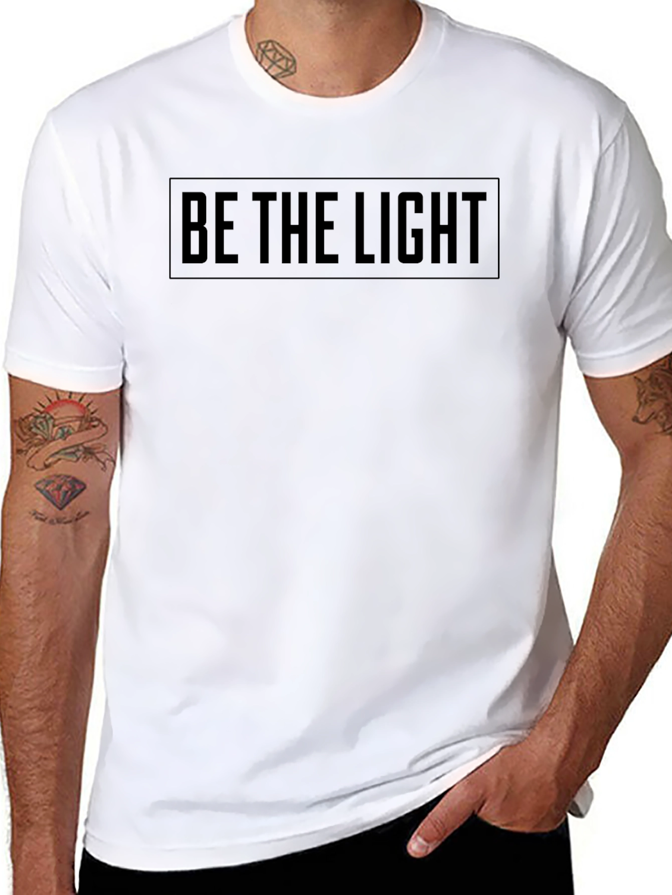 Camiseta Negra Be The Light Algodón Suave Casual