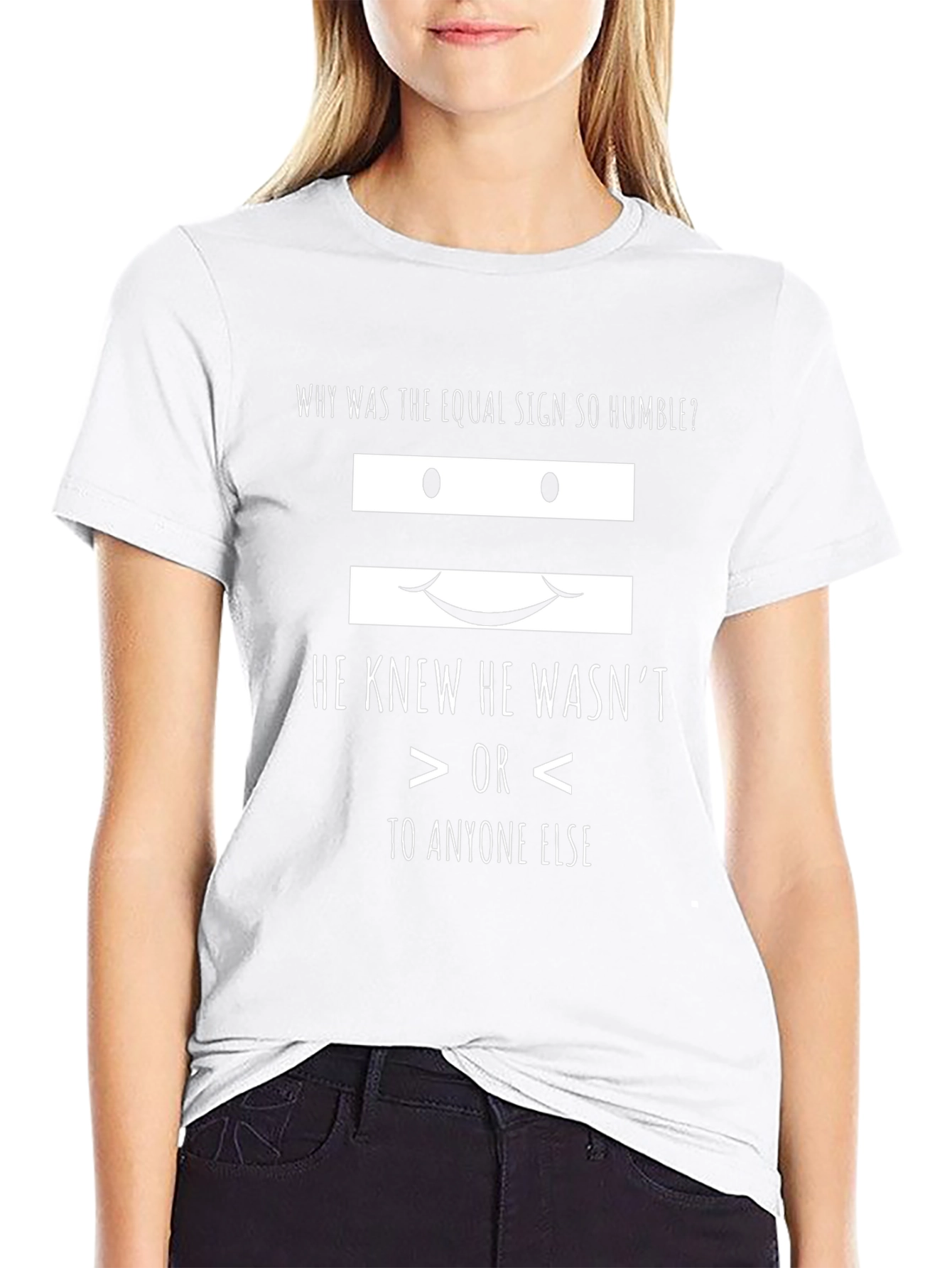 Camiseta Negra con Diseño Humorístico de Signo Igual