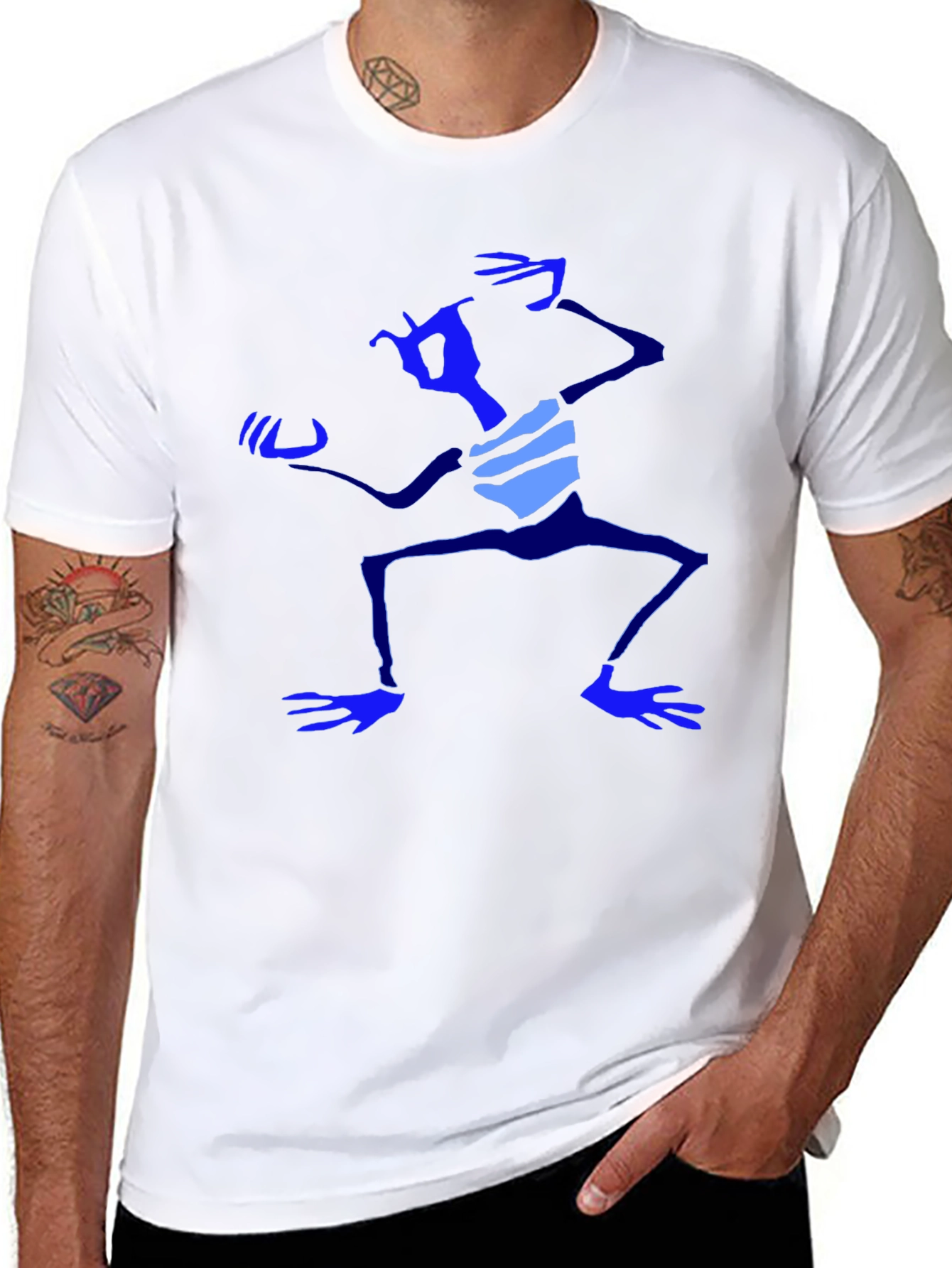 Camiseta Negra con Diseño Azul Abstracto