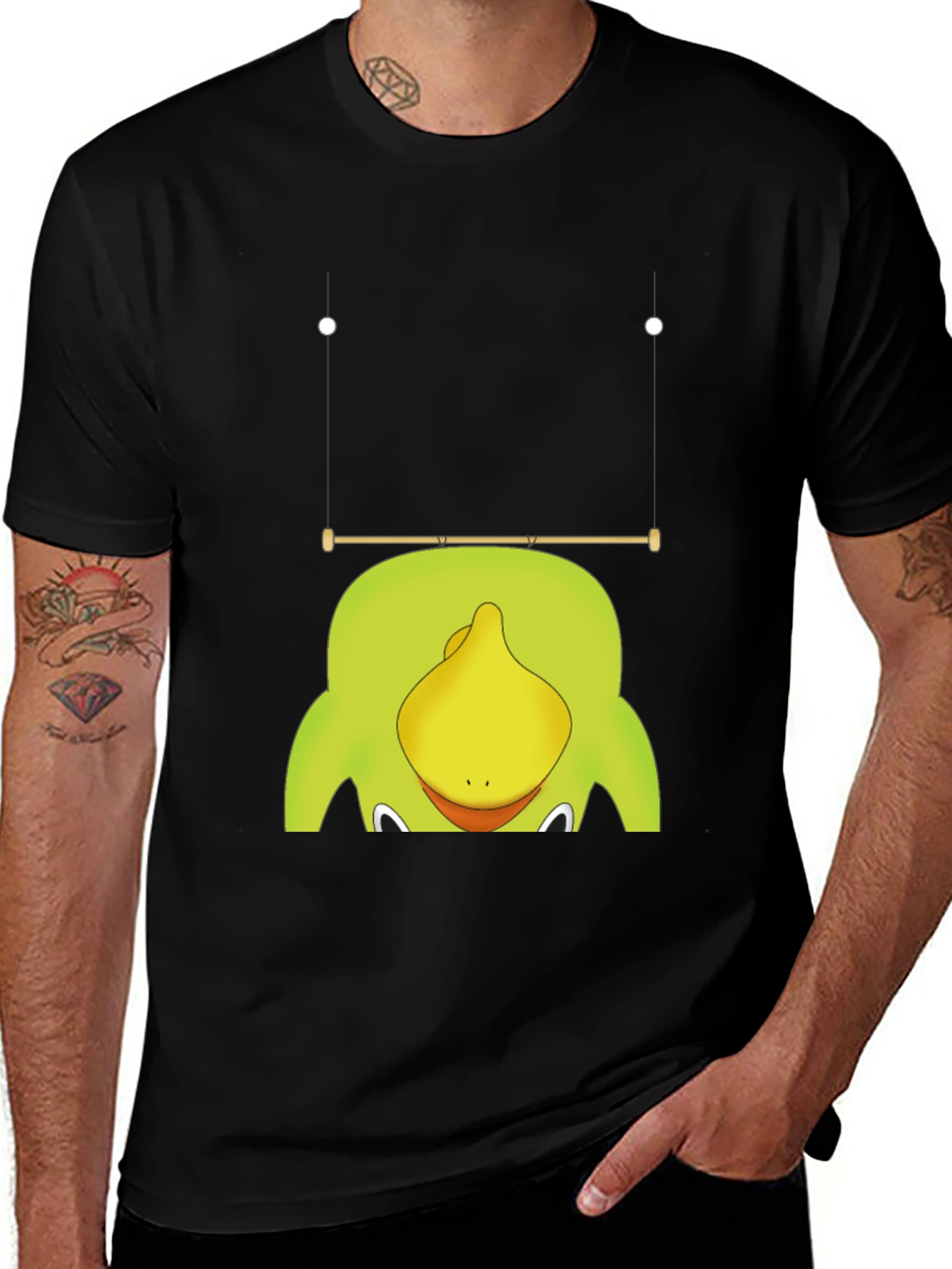 Camiseta Negra con Diseño Divertido de Personaje Animado
