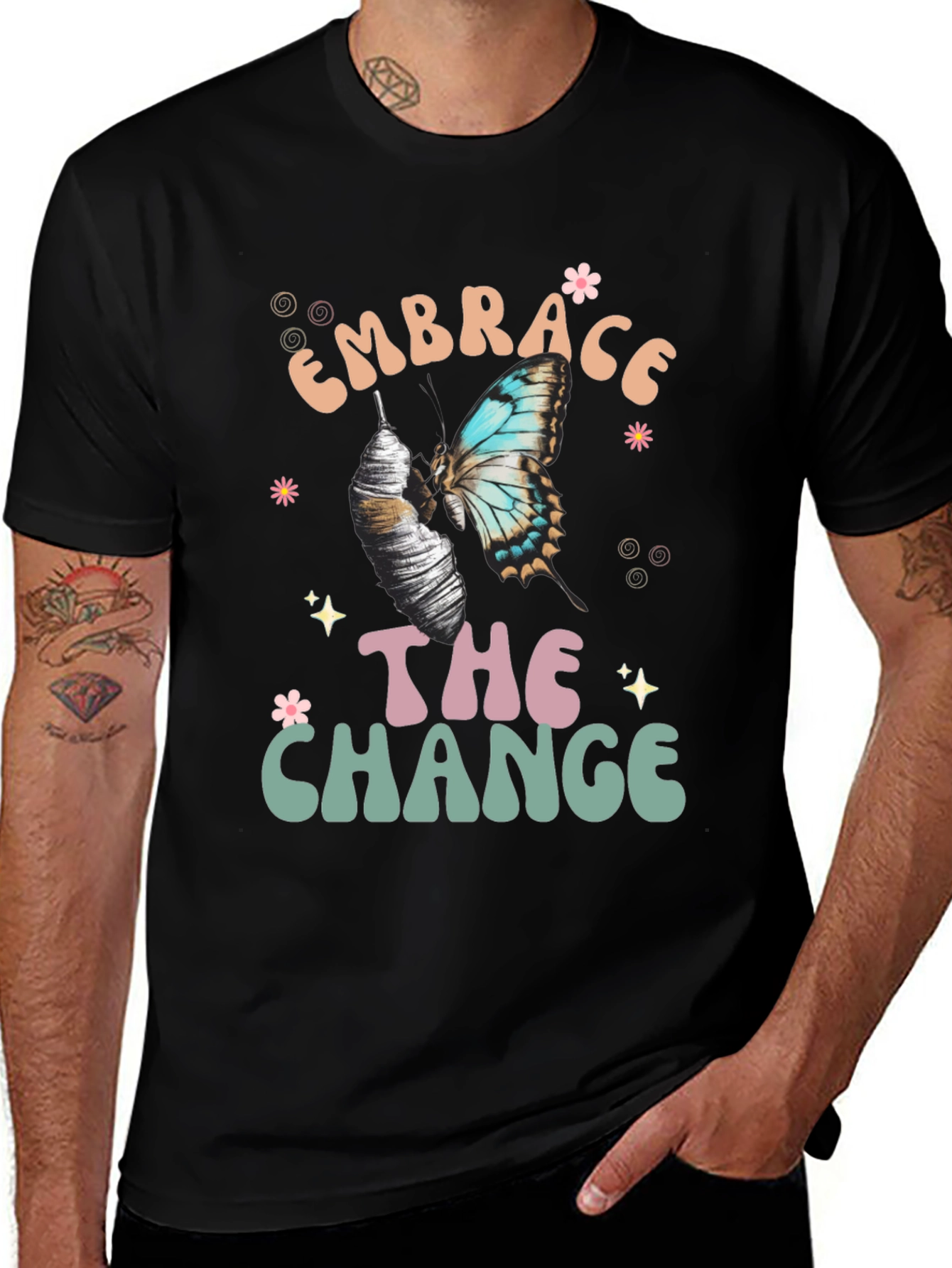 Camiseta Negra Abraza El Cambio con Mariposa