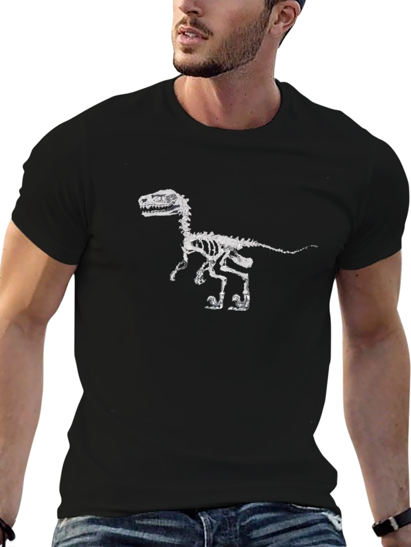 Camiseta Negra con Esqueleto de Dinosaurio