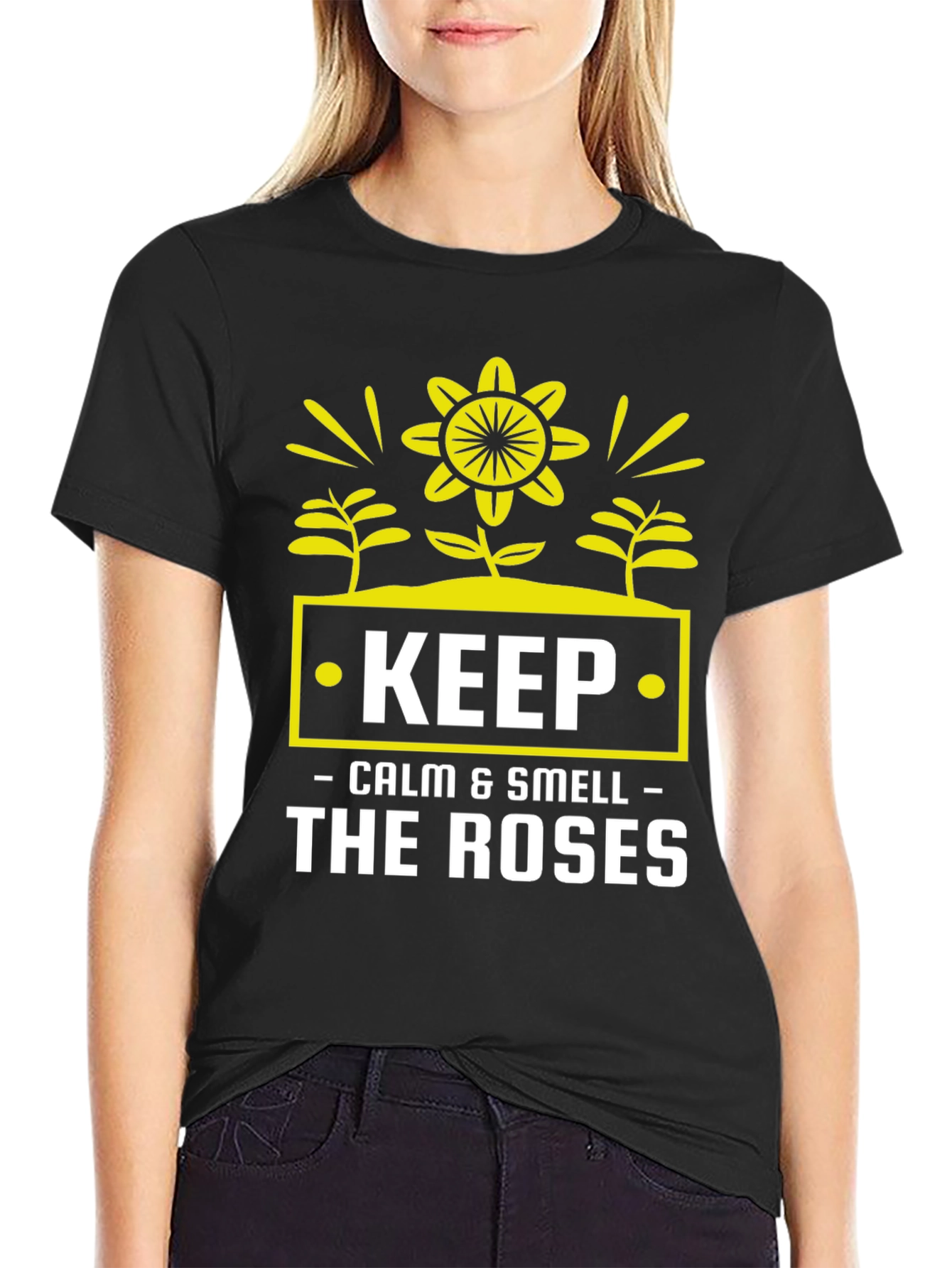 Camiseta Negra: Keep Calm & Smell The Roses