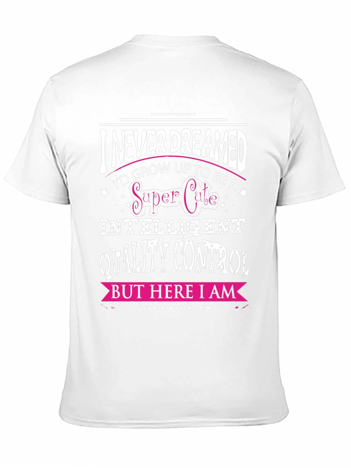 Camiseta Negra con Diseño de Control de Calidad Inteligente