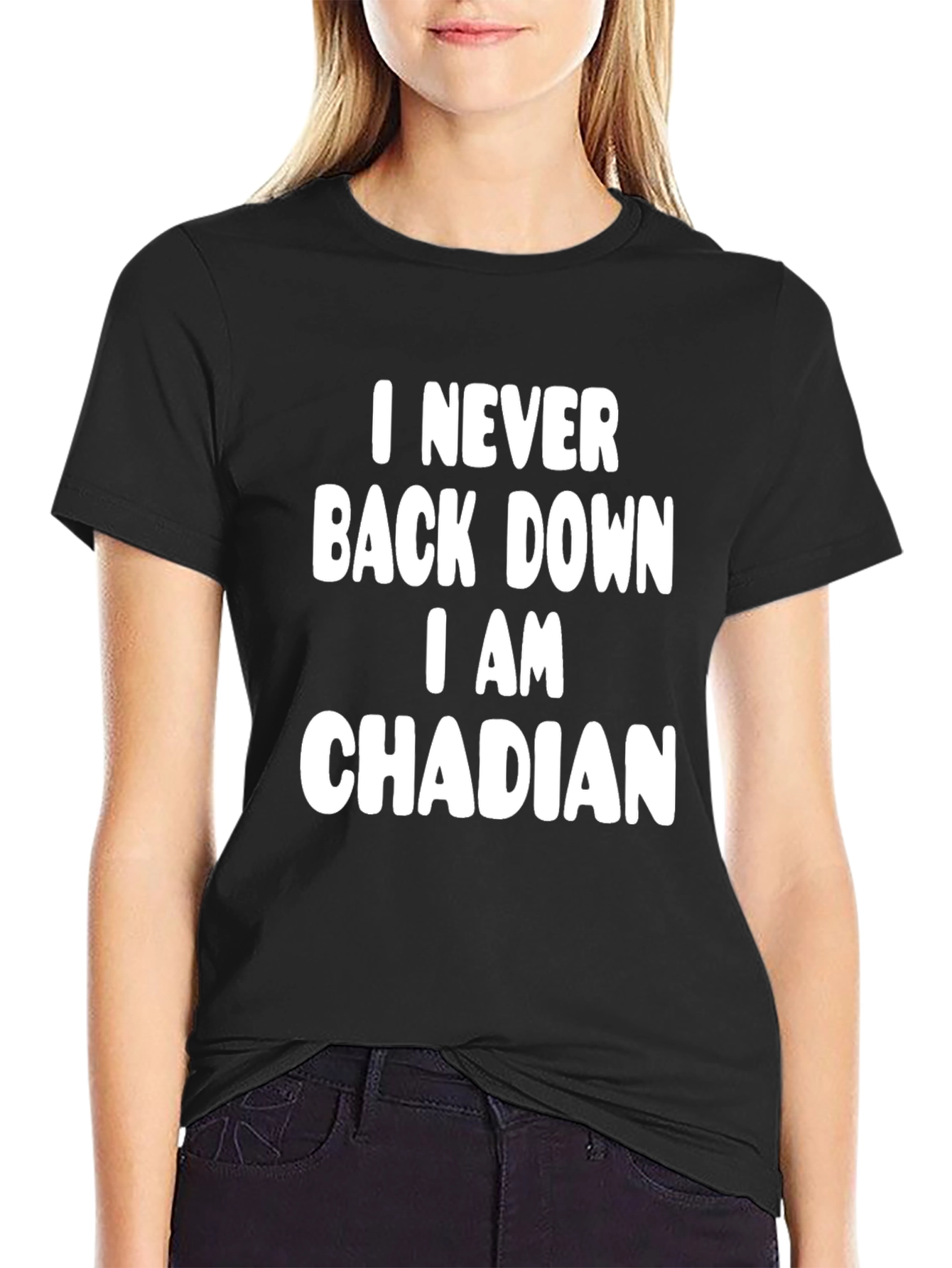 Camiseta Negra: Nunca Retrocedo Soy Chadiano