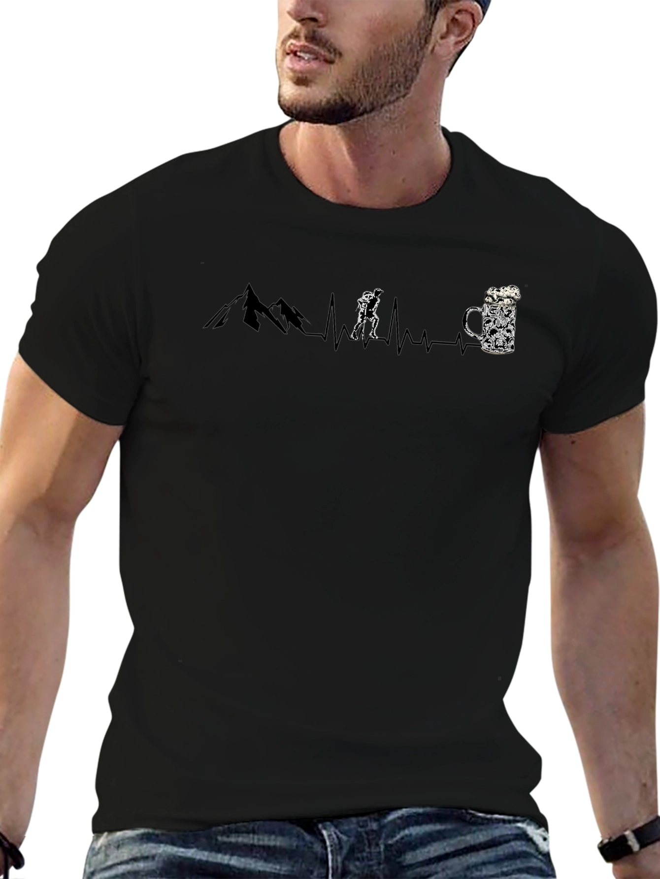 Camiseta Negra: Montaña Senderismo y Cerveza