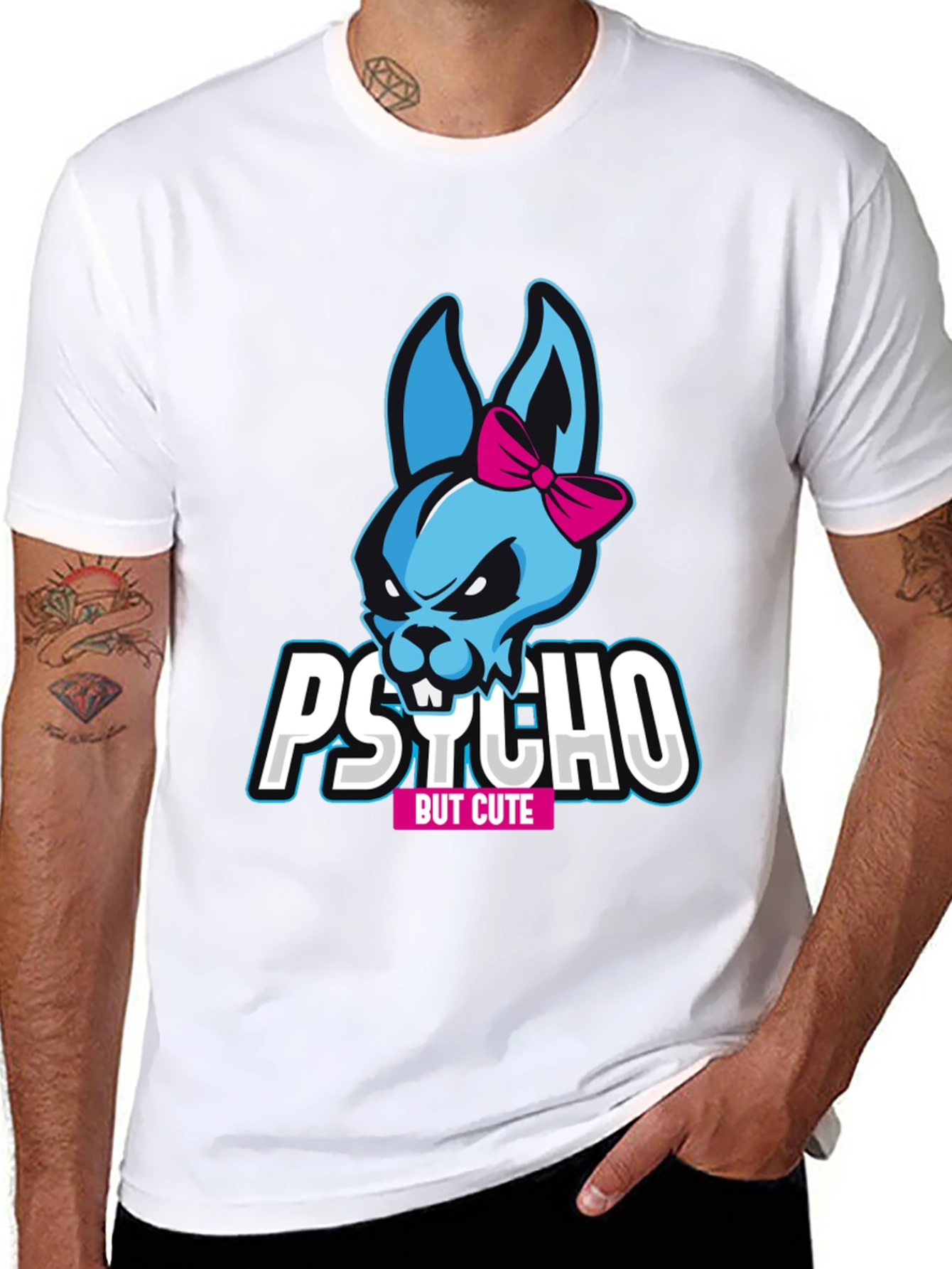 Camiseta Negra Psycho But Cute con Conejo