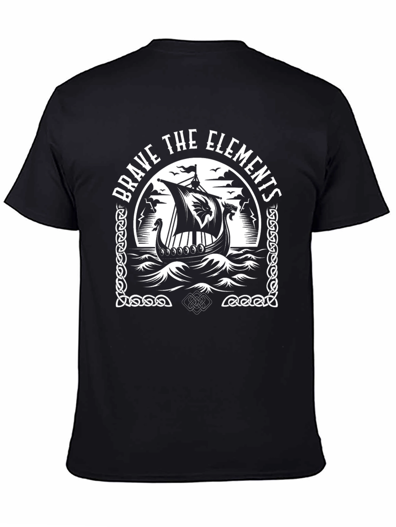Camiseta Negra Vikingo Brave the Elements